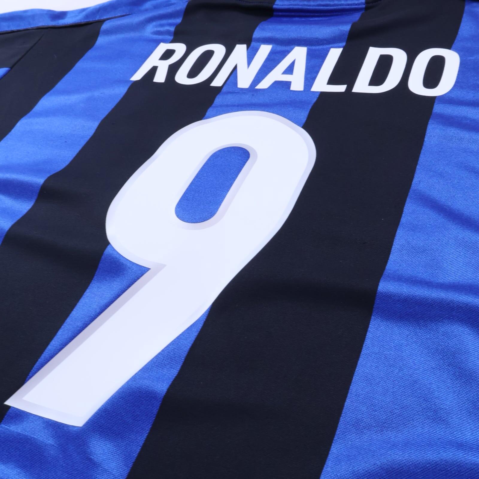 Inter Milan Ronaldo #9 1999/00 Home Shirt - XL