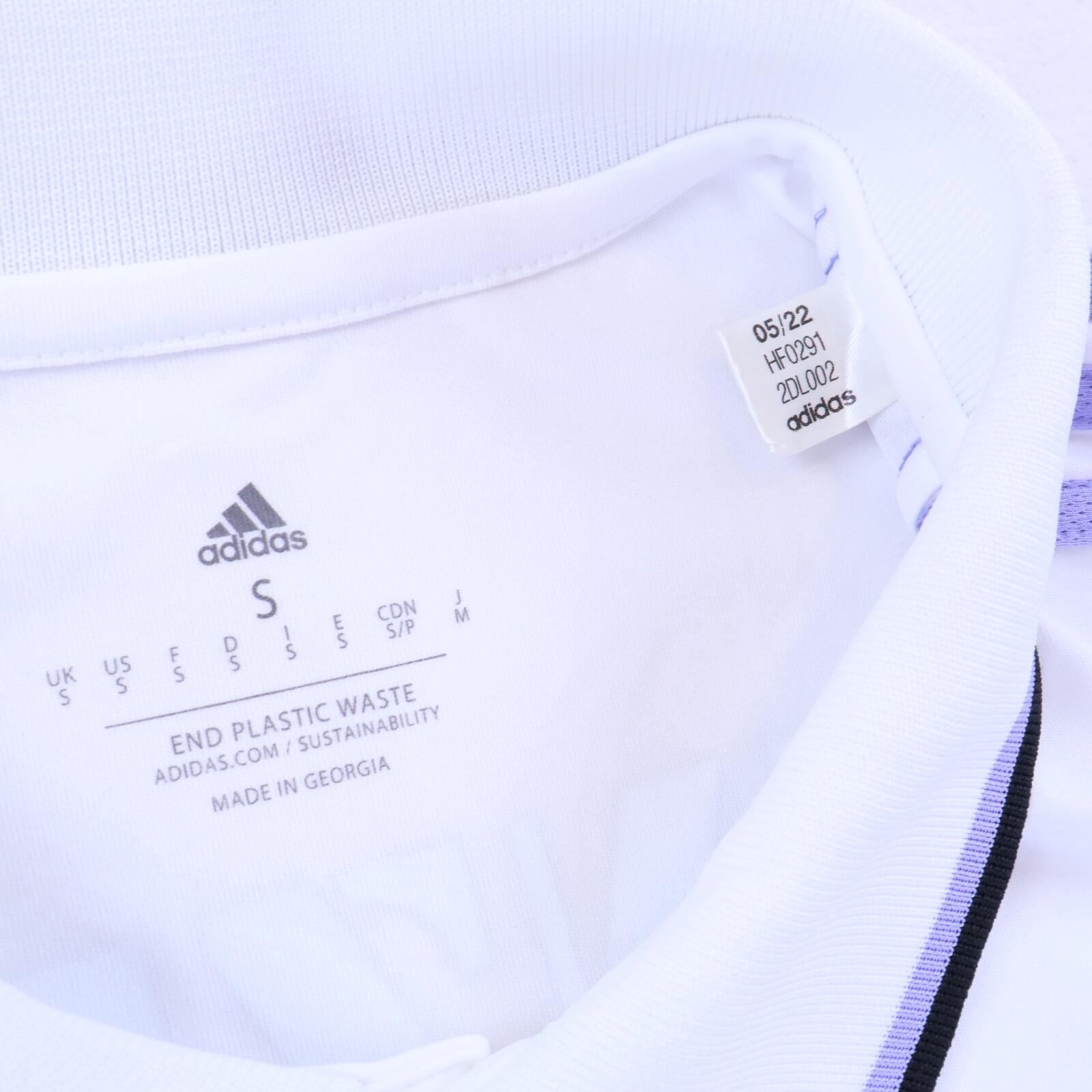 Real Madrid Benzema #9 2022/23 Home Shirt - S