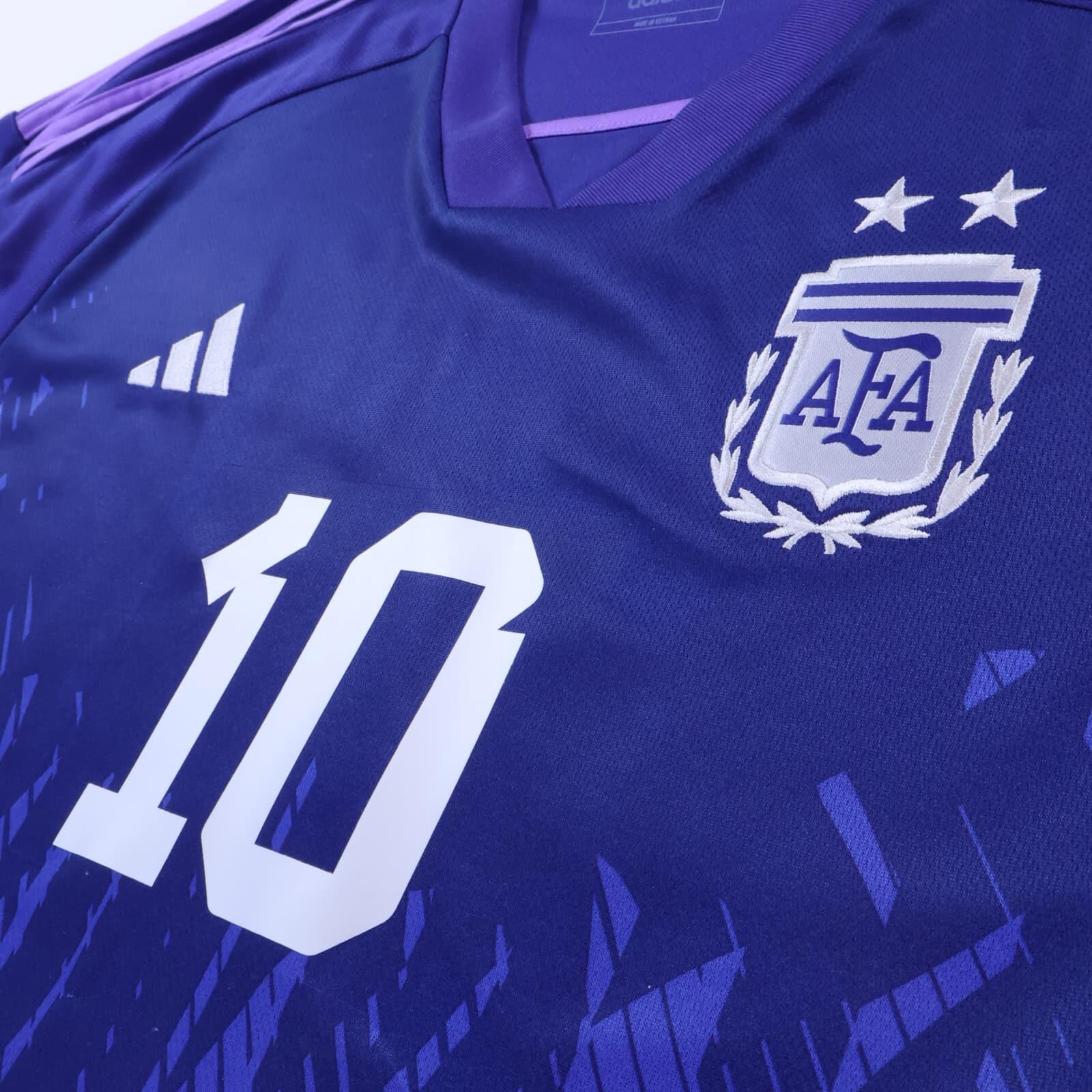Argentina Messi #10 2022/23 Away Shirt - XL