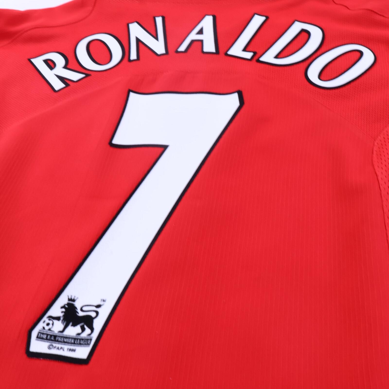 Manchester United Ronaldo #7 2004/06 Home Shirt - L
