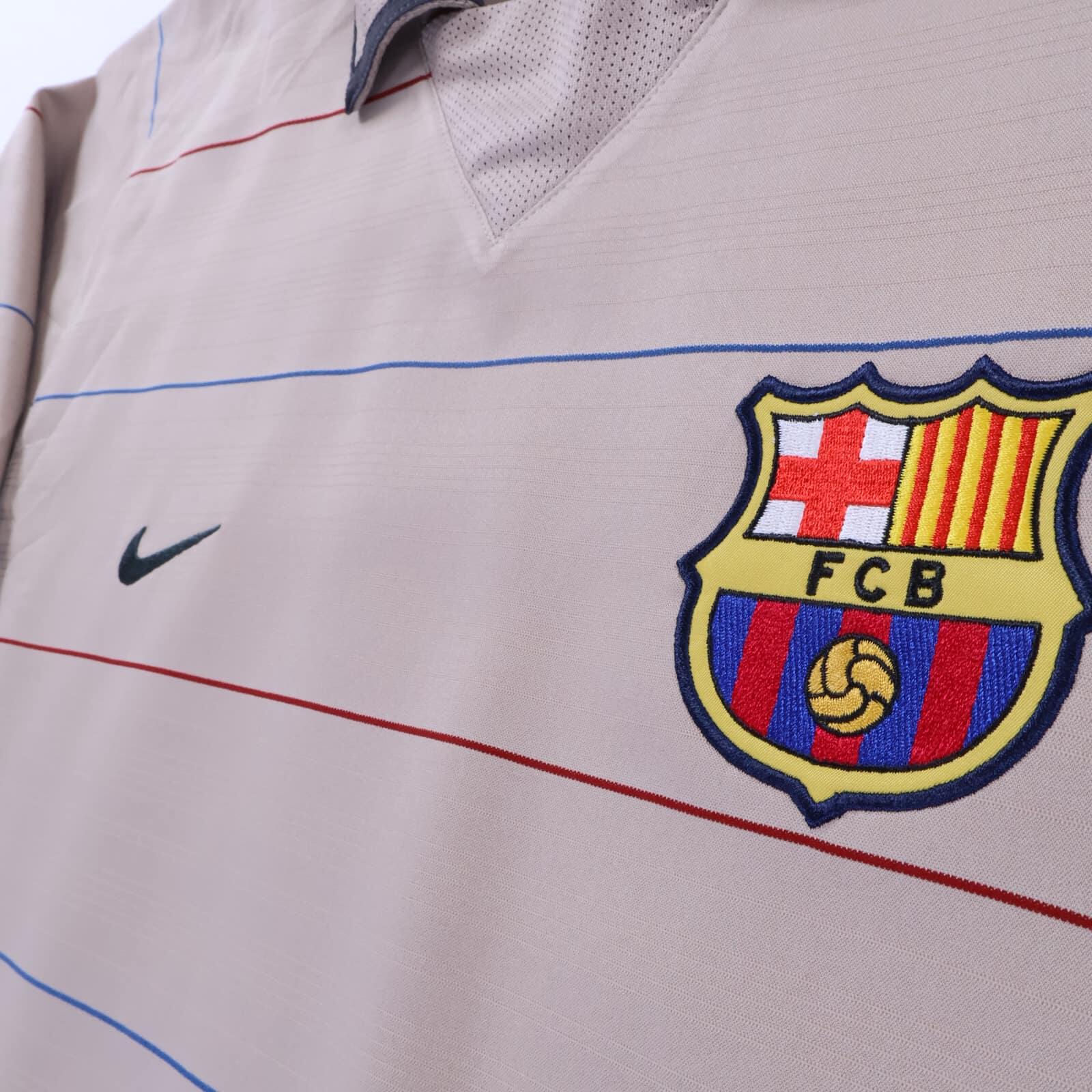 *MINT* Barcelona Ronaldinho #10 2003/05 Away Shirt - L