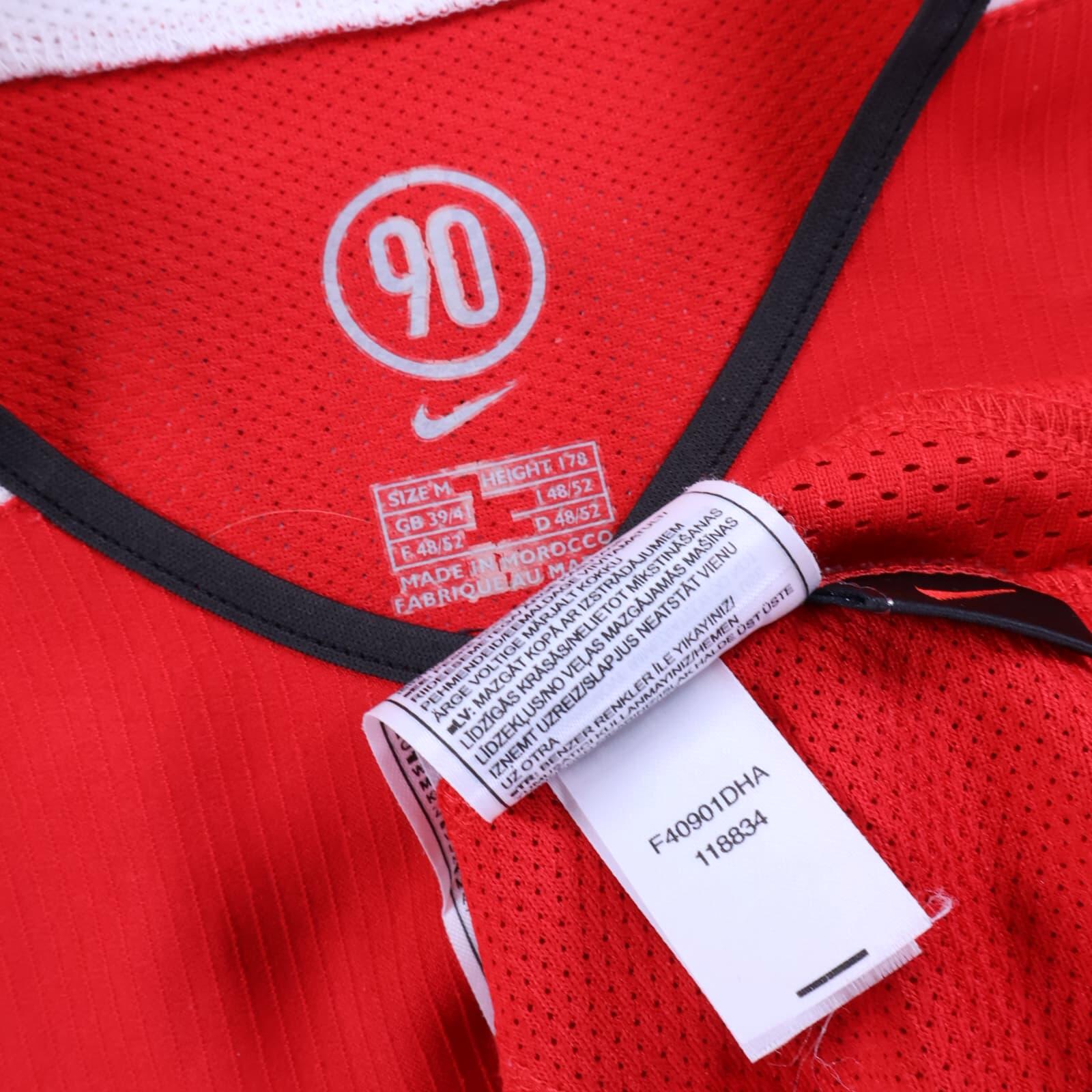 Manchester United Rooney #8 2004/06 Home Shirt - M