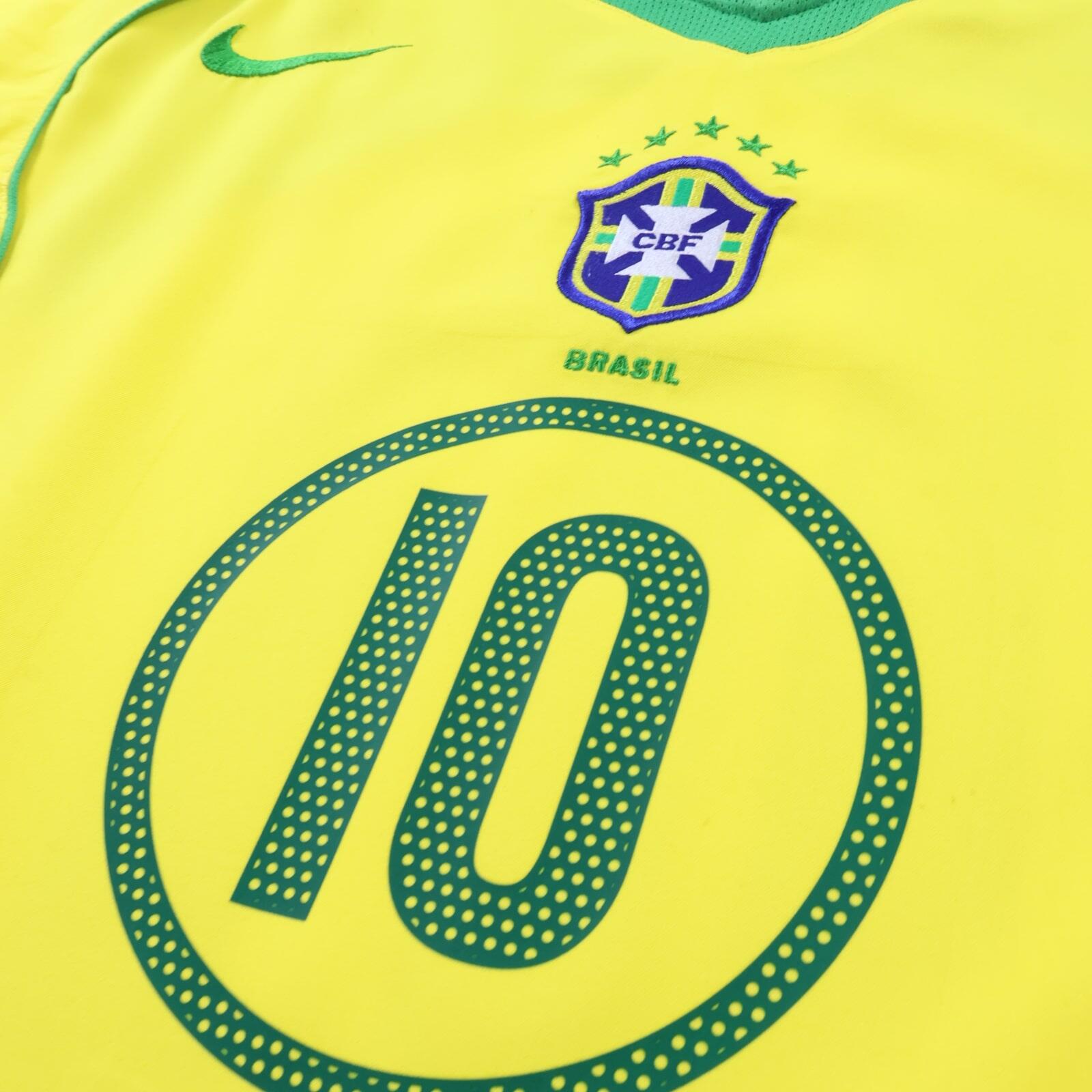 Brazil Ronaldinho #10 2004/06 Home Shirt - L