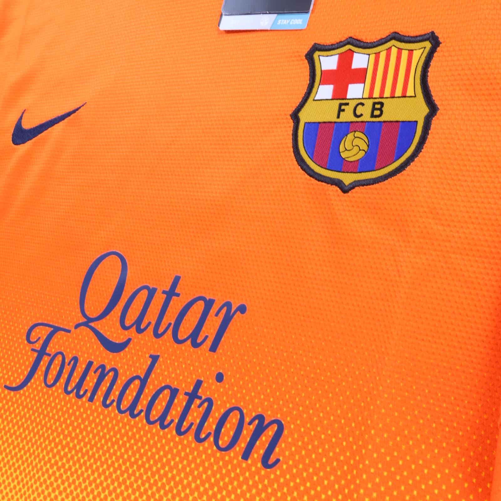 *NWT* Barcelona A. Iniesta #8 2011/12 Away Shirt - XL
