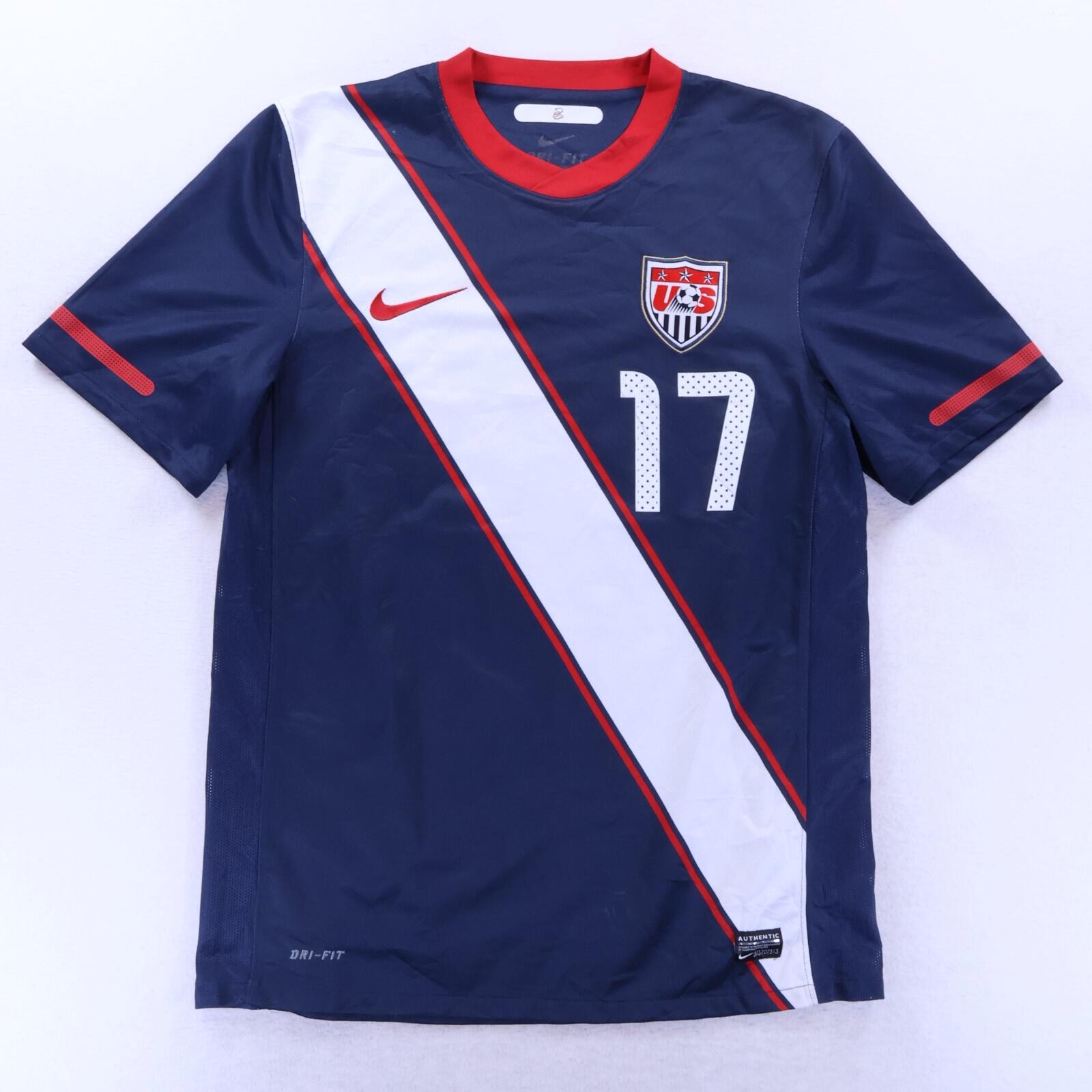 United States Of America Altidore #17 2010/11 Away Shirt - M