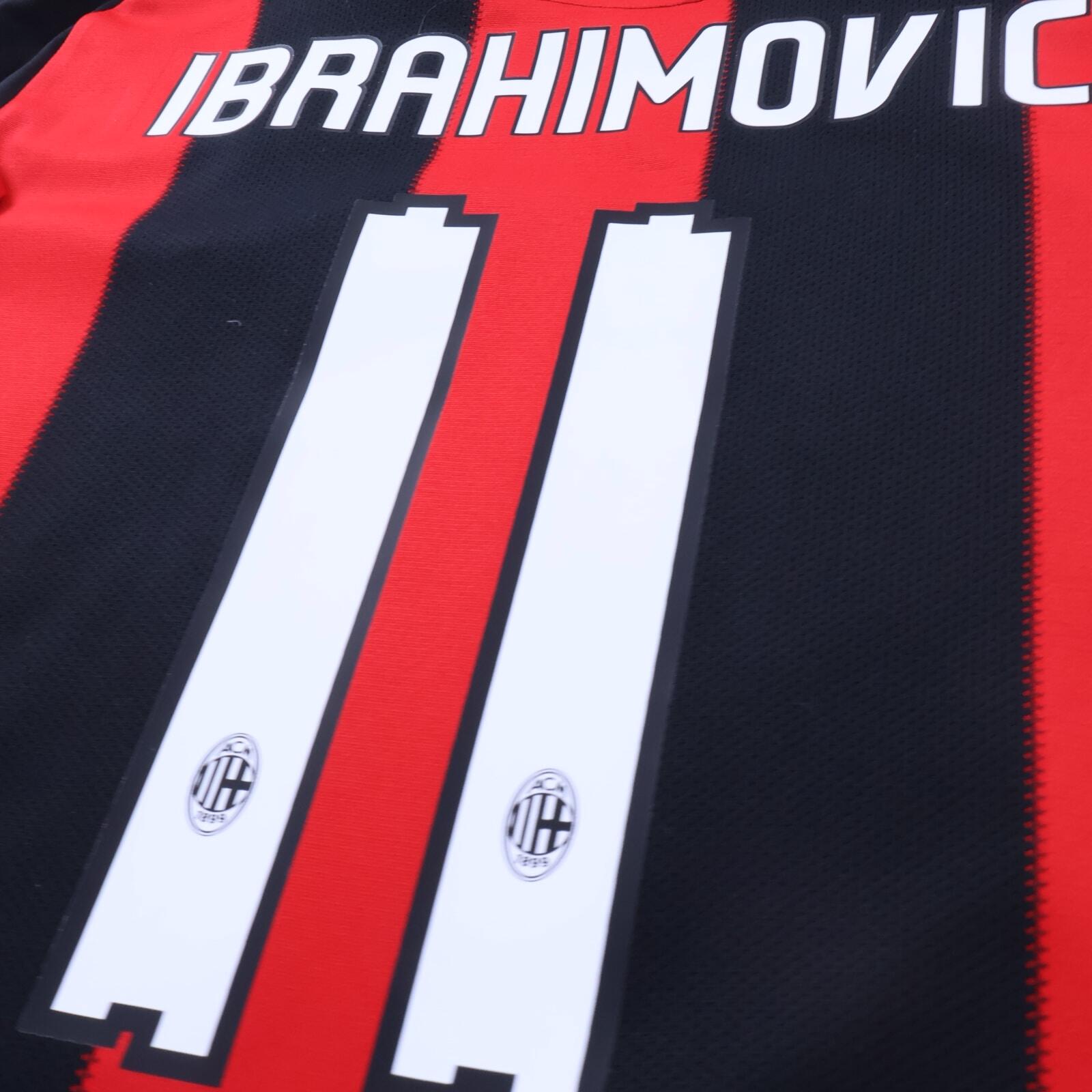 *MINT* Ac Milan Ibrahimović #11 2013/14 Home Shirt - M