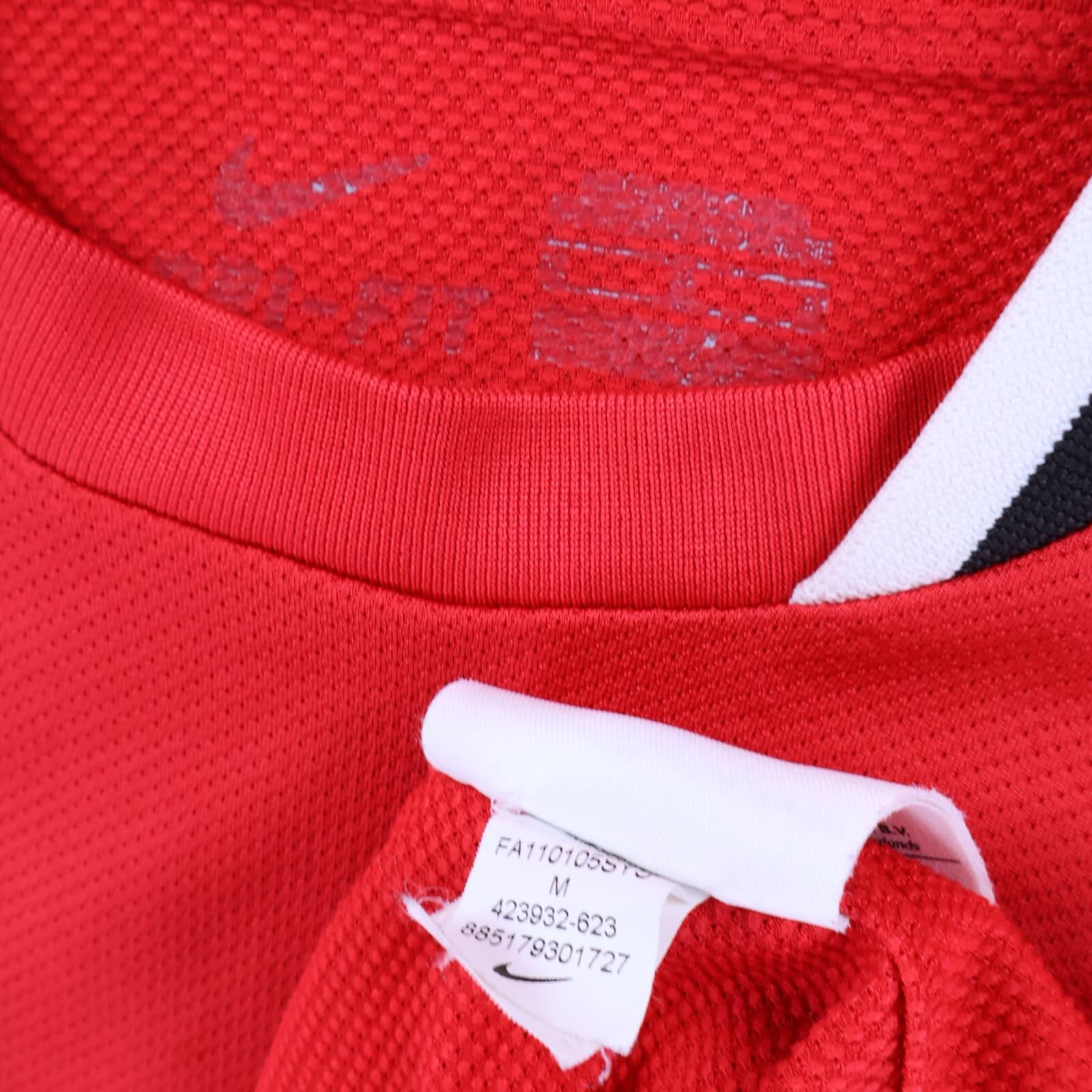 Manchester United Chicharito #14 2011/12 Home Shirt - M