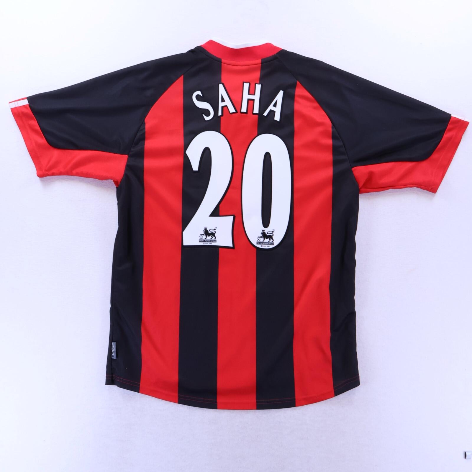 Fulham F.C Saha #20 2001/02 Away Shirt - M