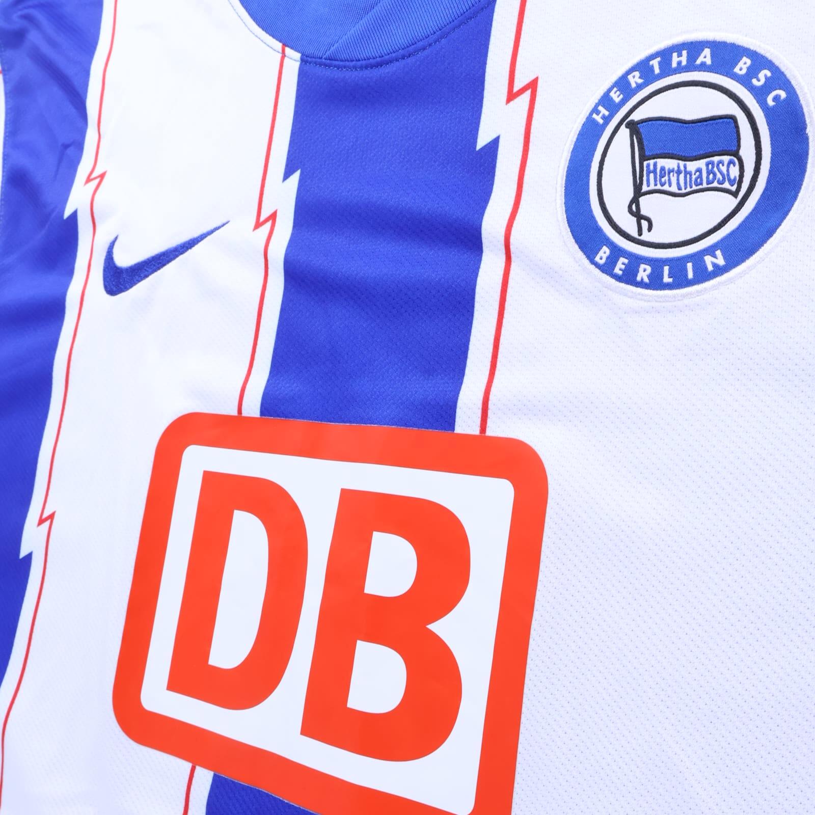 Hertha Berlin Ramos 2010/12 Home Shirt - L