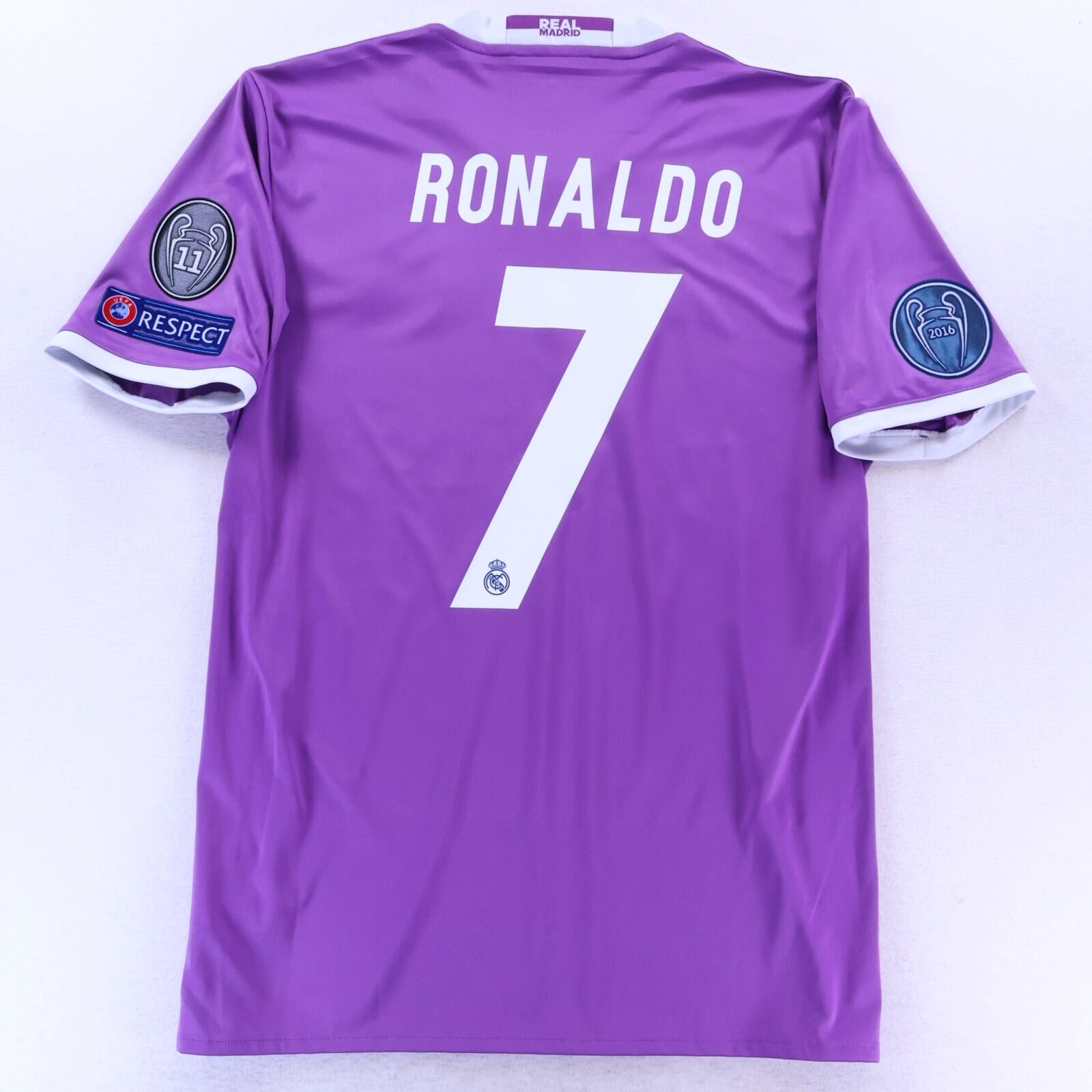 *MINT* Real Madrid Ronaldo #7 2016/17 Away Shirt - M