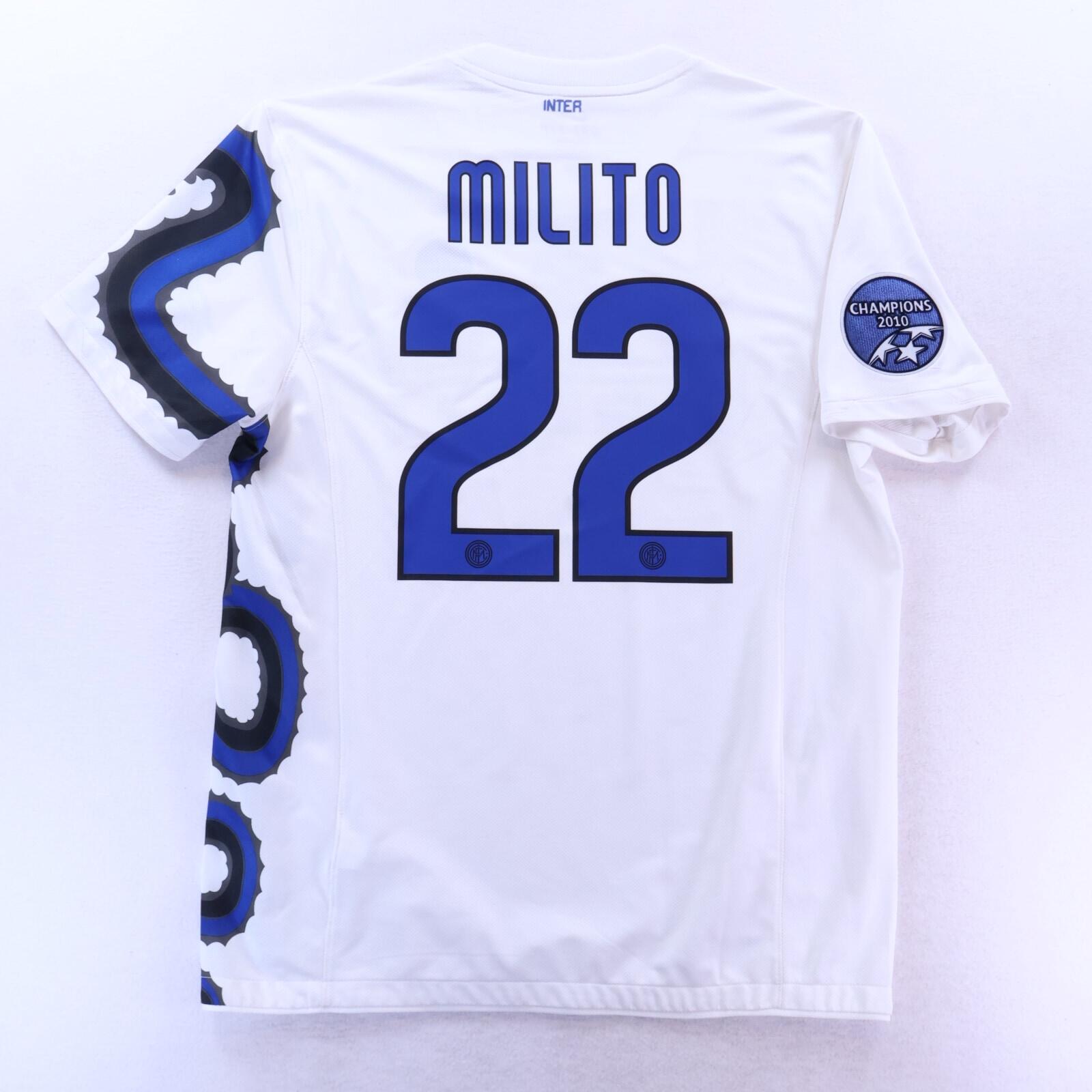 Inter Milan Milito #22 2010/11 Away Shirt - L