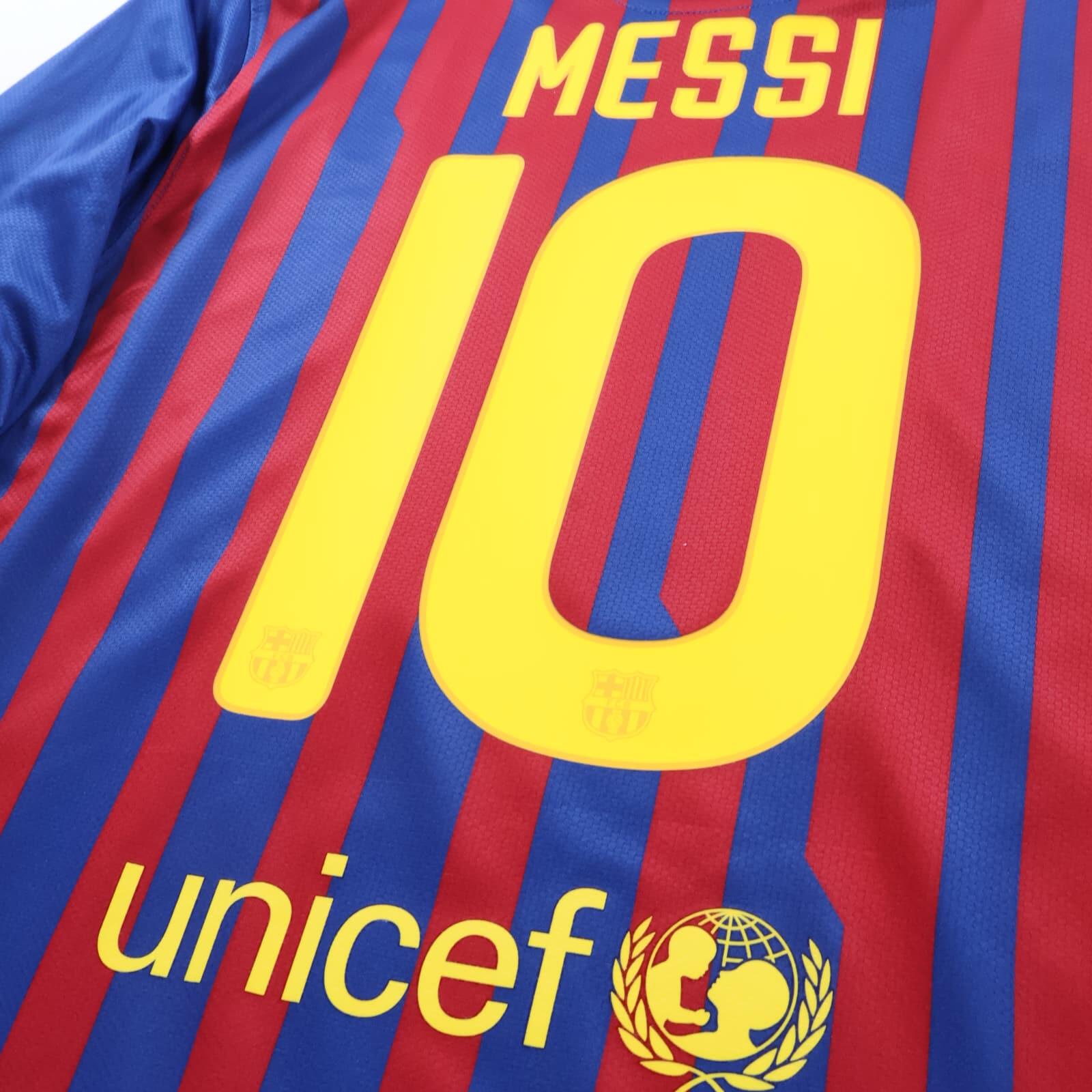 *MINT* Barcelona Messi 2011/12 Home Shirt - Long Sleeve - L