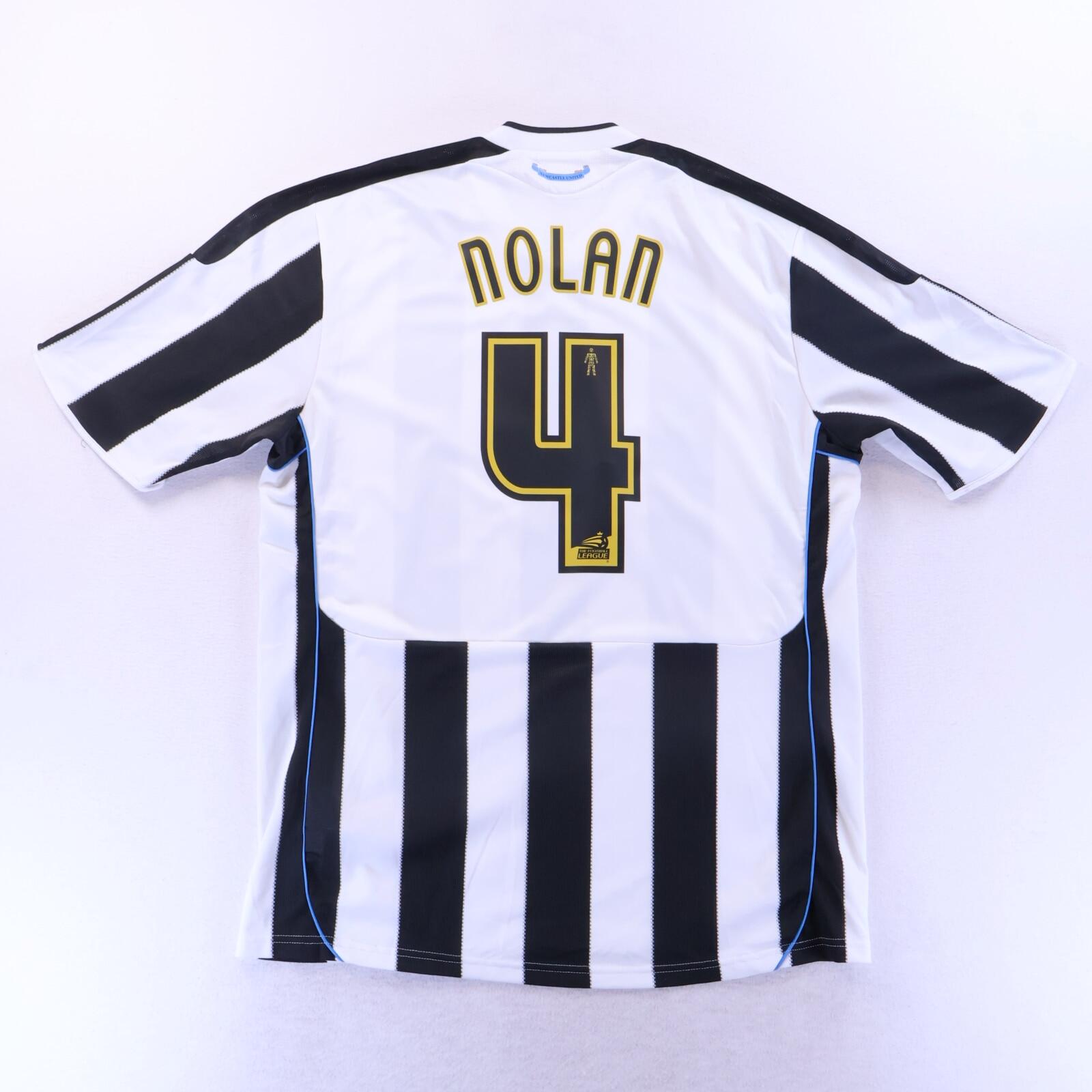 Newcastle United Nolan #4 2009/10 Home Shirt - L