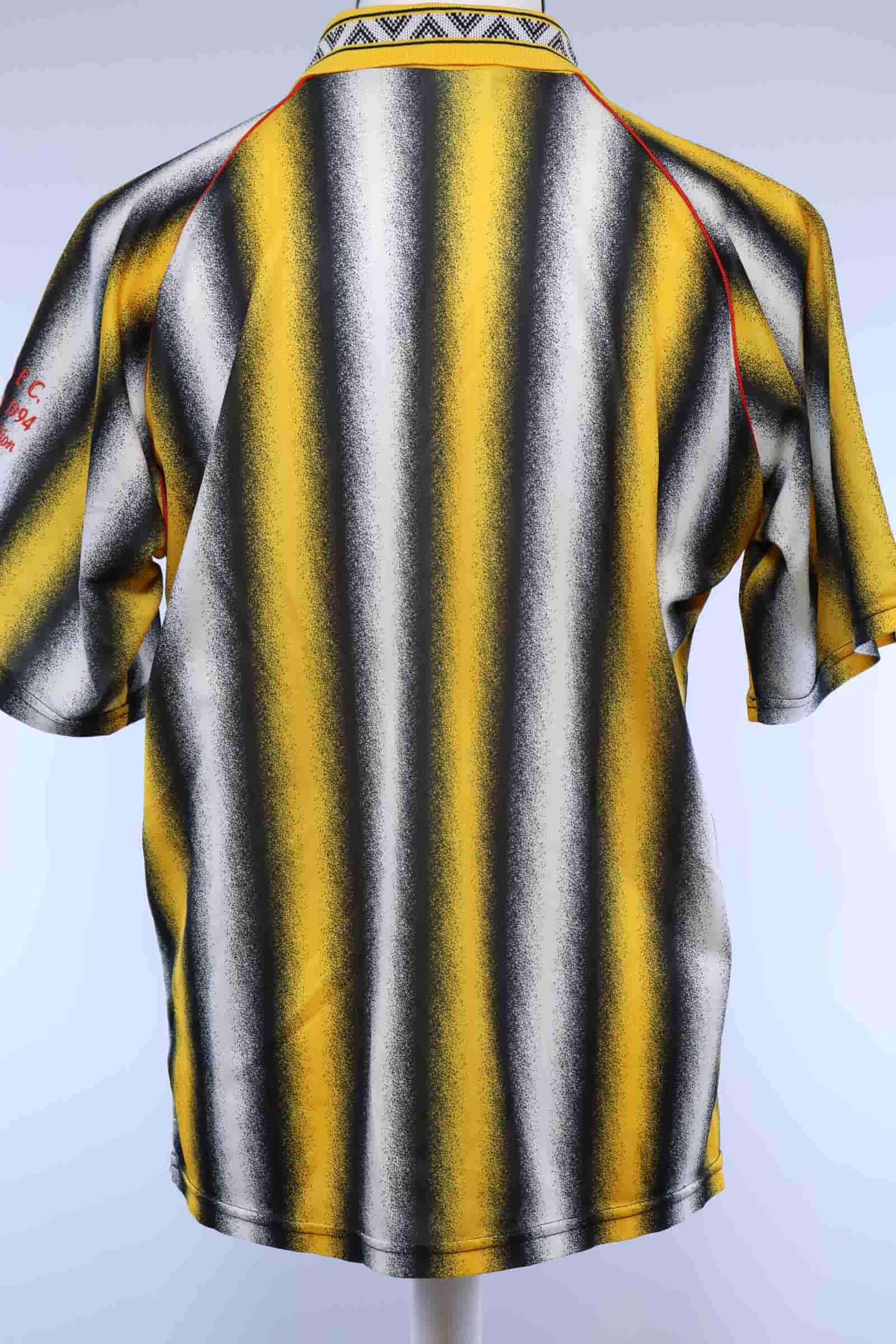 Burnley F.C 1993/94 Away Shirt - M Authenic Original Football Shirt