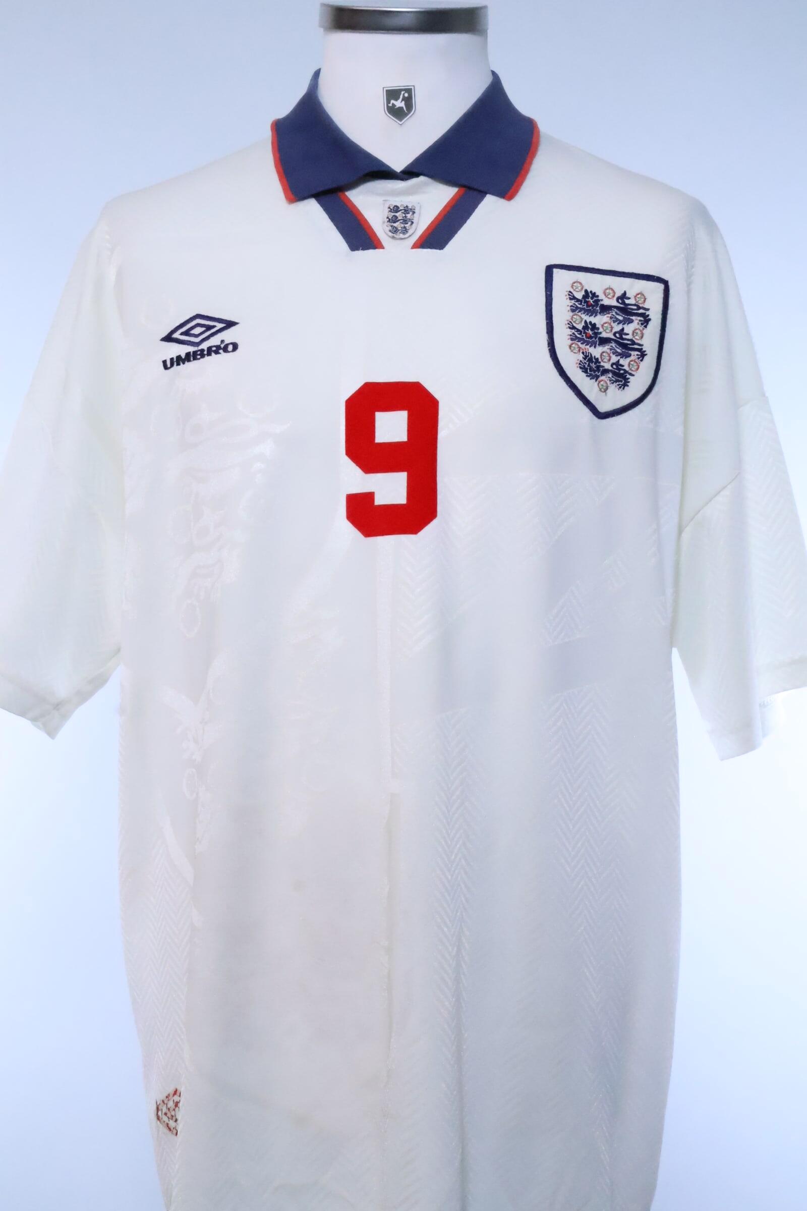 England 1993/95 Shearer #9 Home Shirt - XLAuthentic Original Football Shirt
