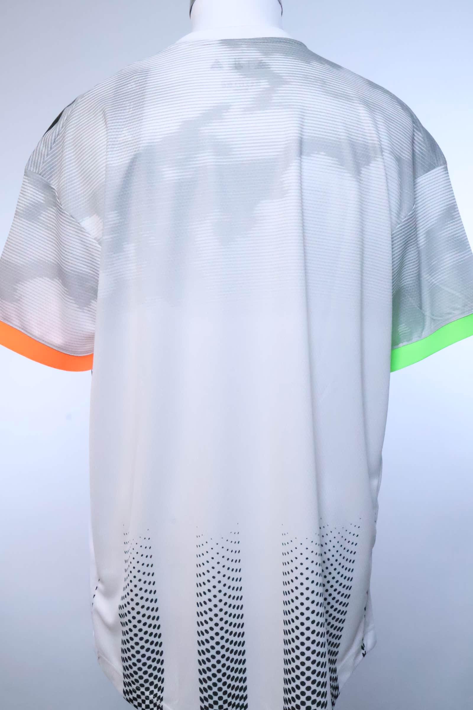 Juventus 2019/20 Home Shirt - XL- BACK