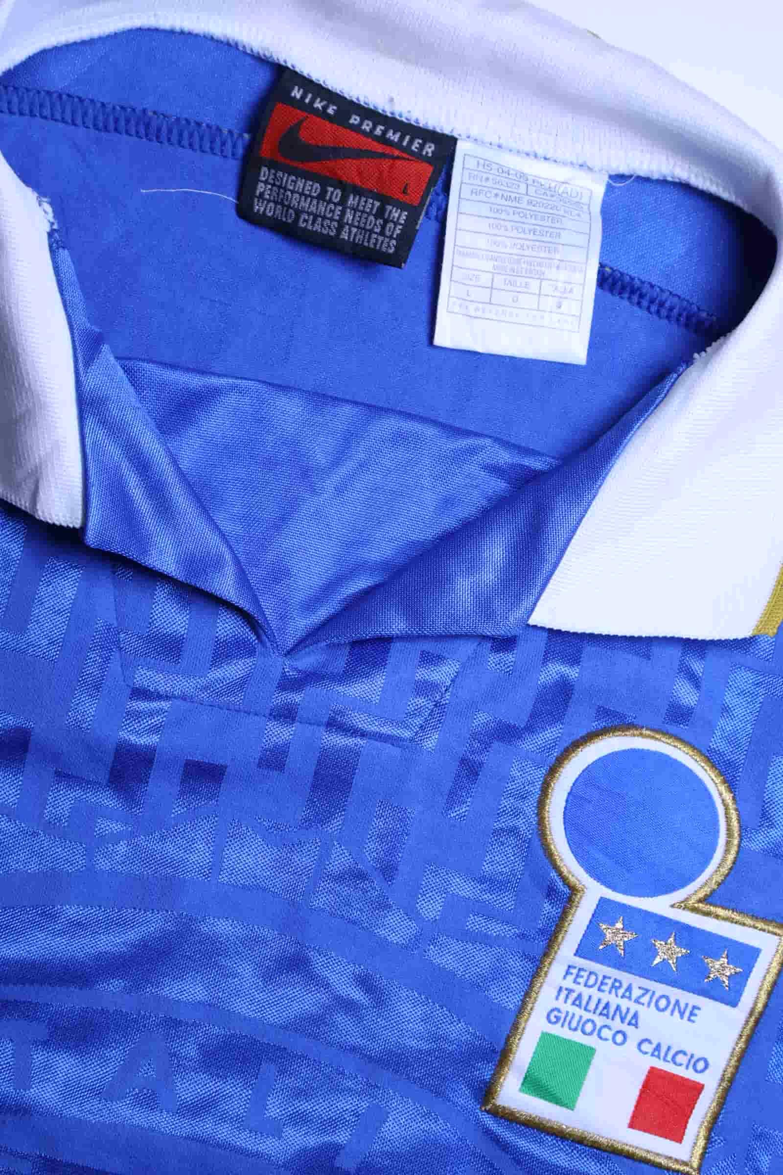 Italy 1994/96 Home Shirt - L