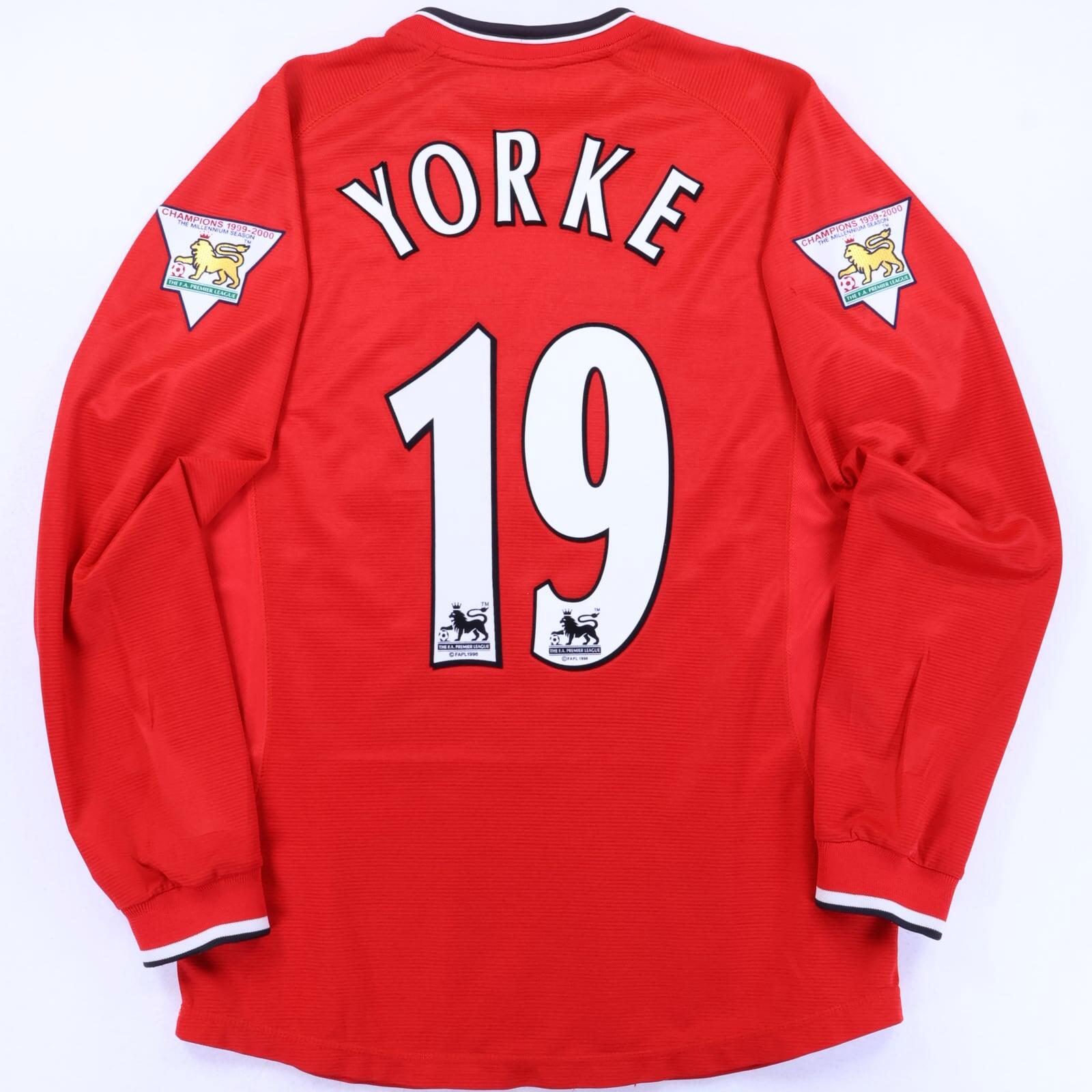 Manchester United Yorke #19 2000/02 Home Shirt - M- FRONT