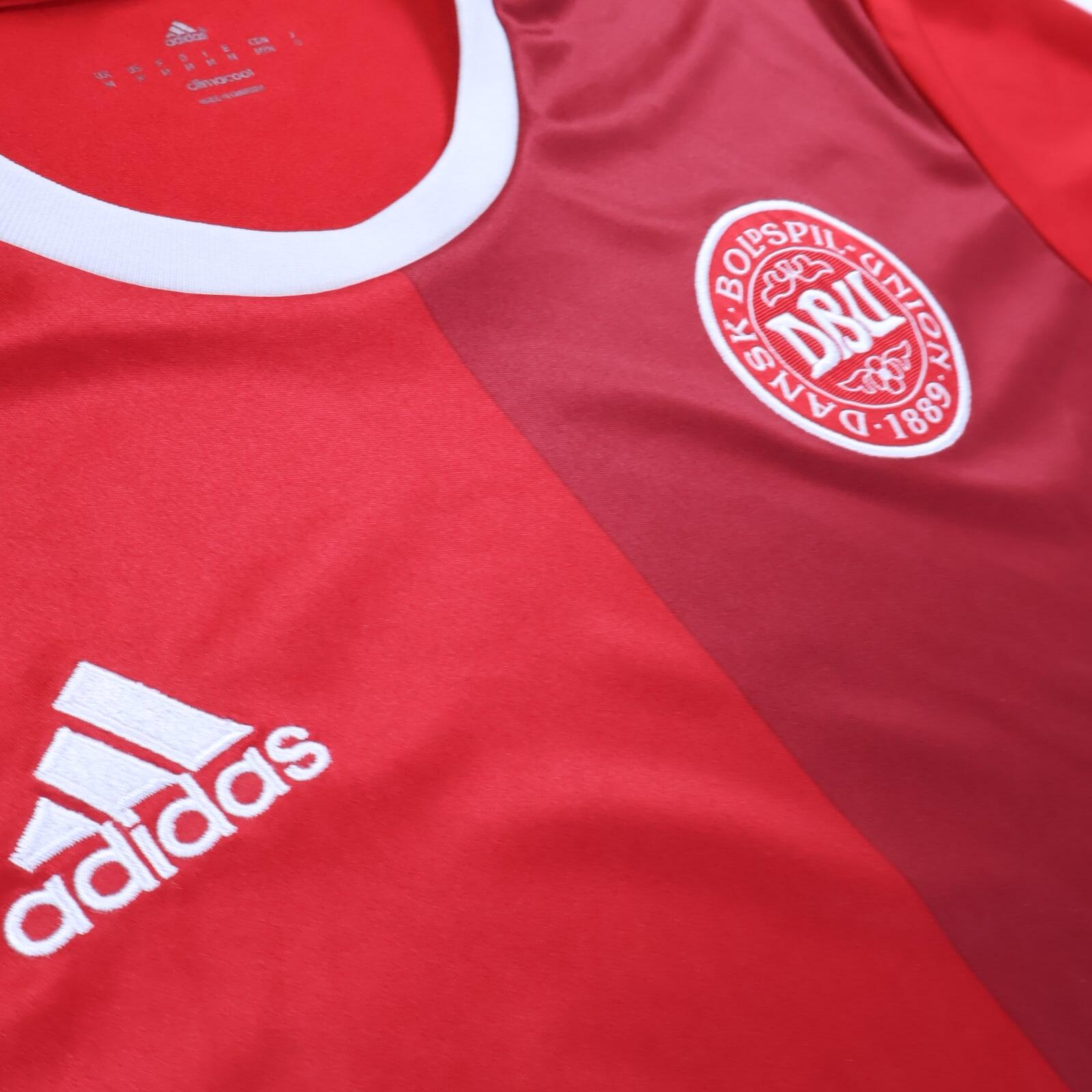 Denmark Home Shirt - M- BACK