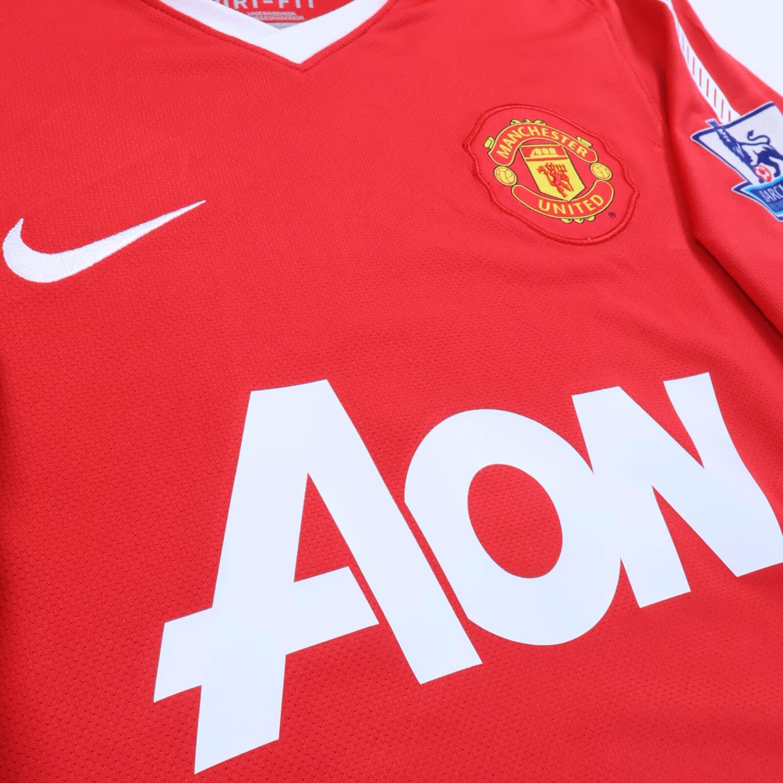 Manchester United Vidic #15 2010/11 Home Shirt - S