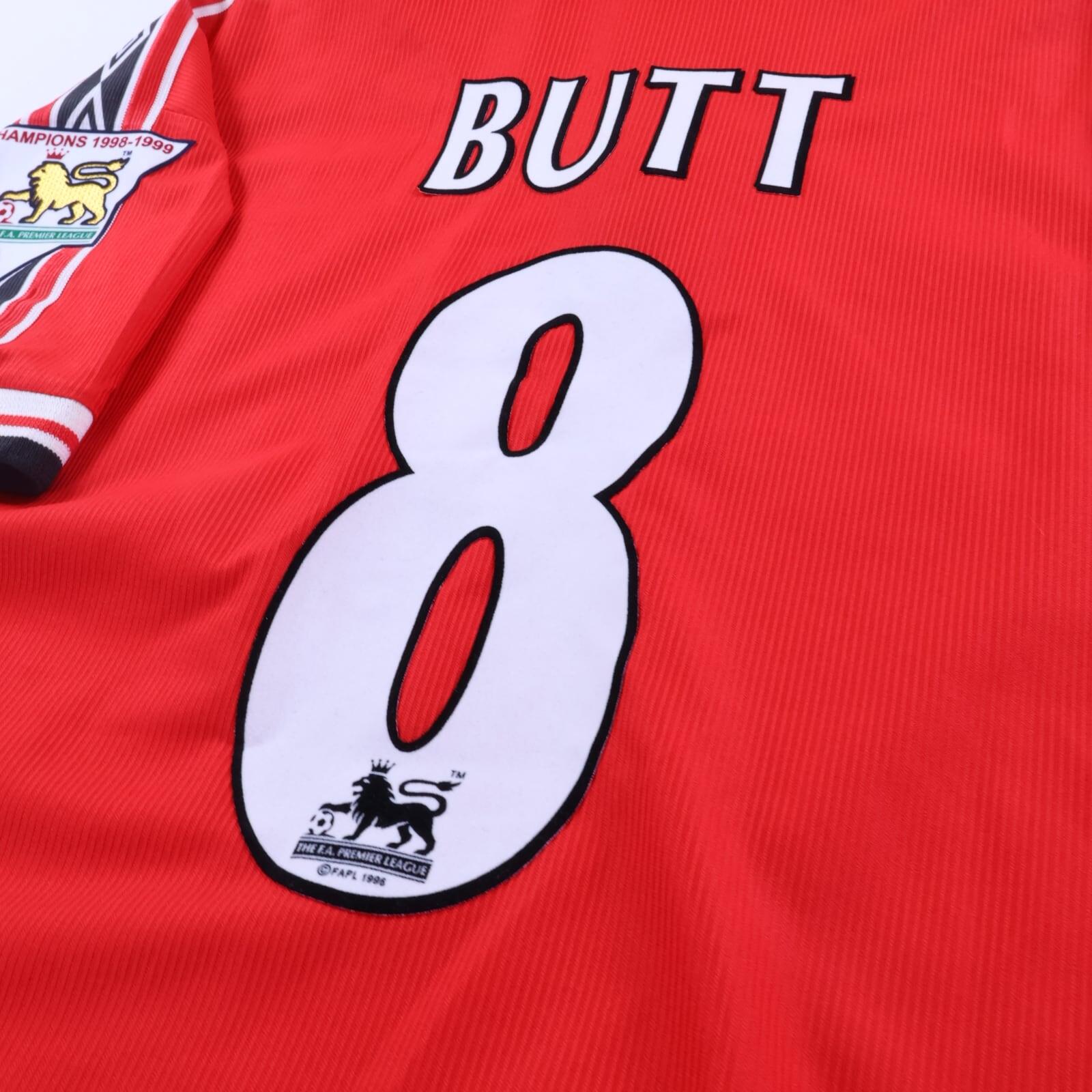 Manchester United Butt #8 1998/99 Home Shirt - M
