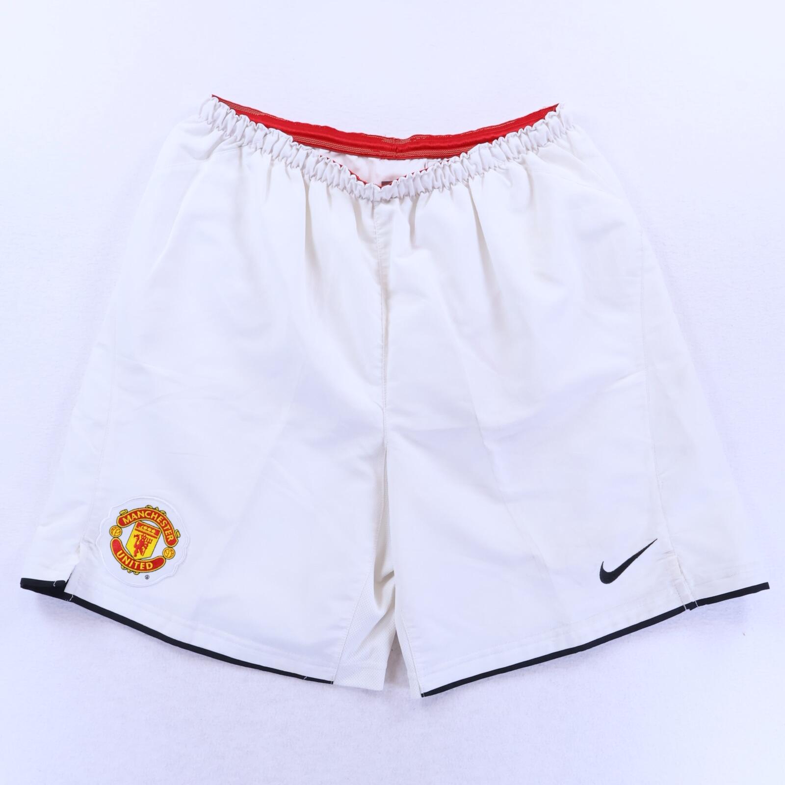 Manchester United 2007/09 Shorts - S- FRONT