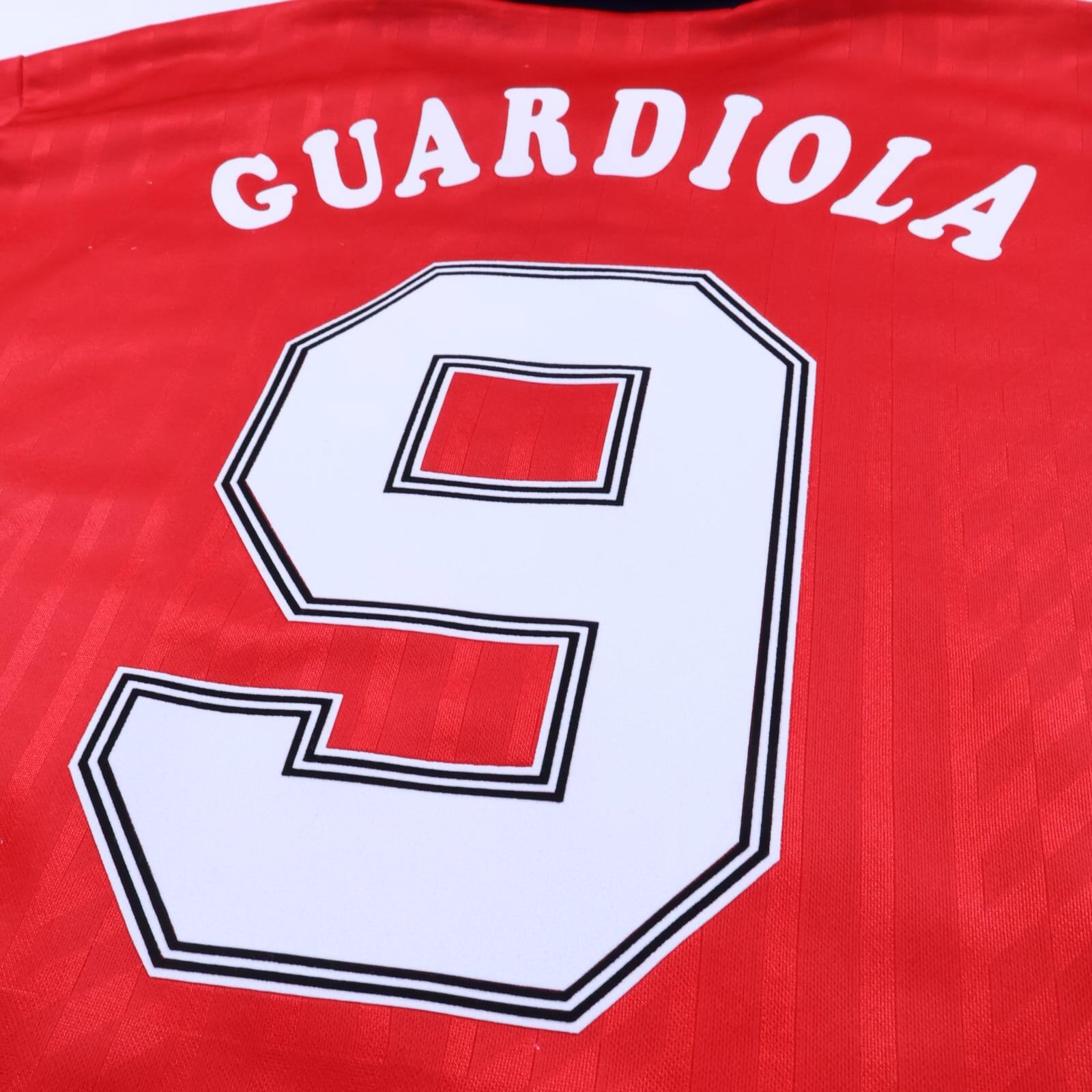 Spain Guardiola #9 1994/96 Home Shirt - M