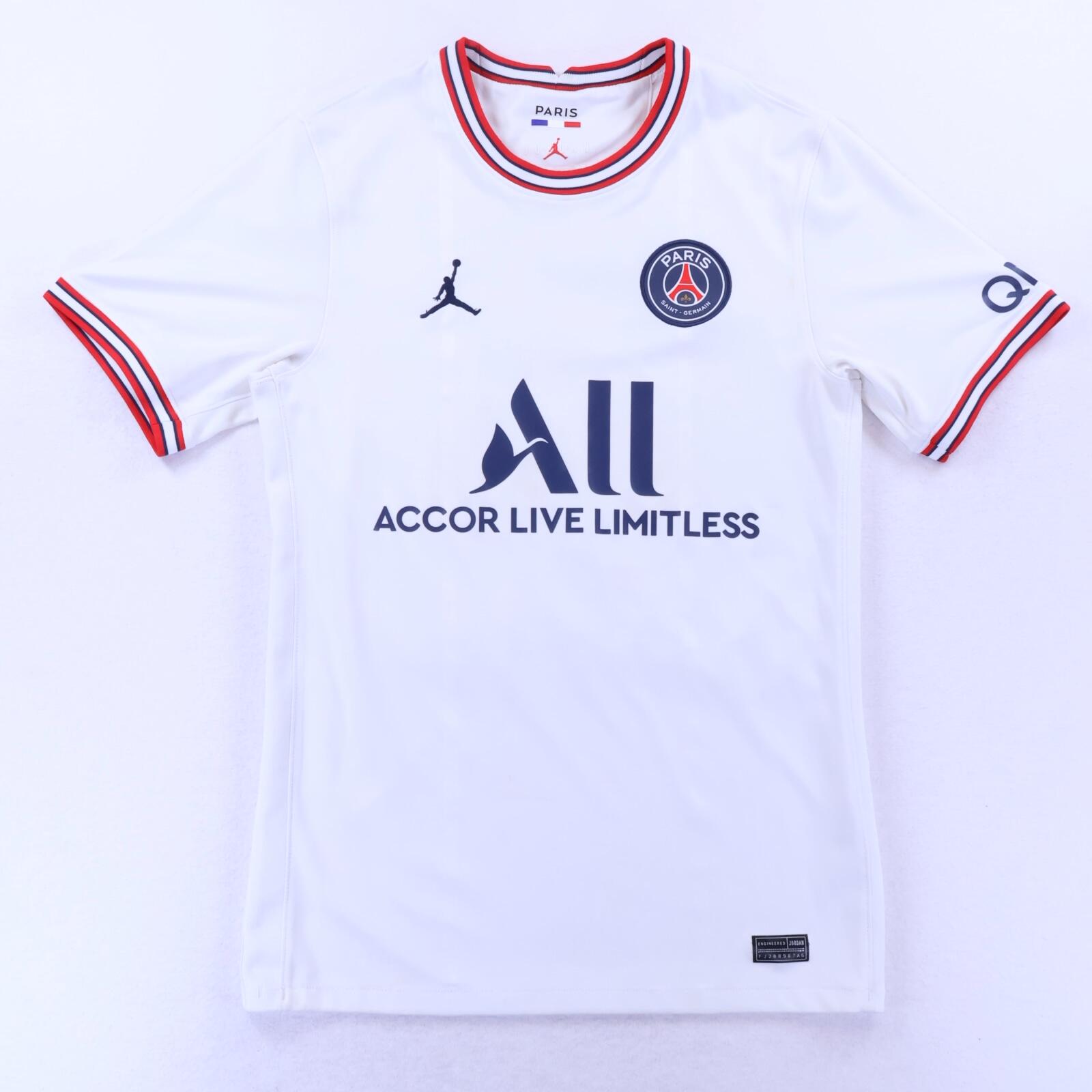 Paris Saint-Germain F.C Mbappé #7 2021/22 Fourth Shirt - S