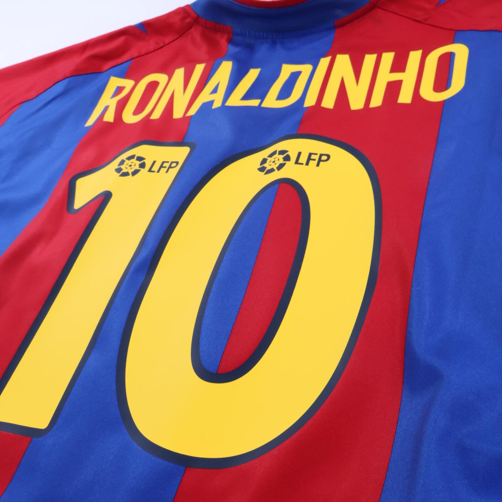 Barcelona Ronaldinho #10 2002/03 Home Shirt - XL
