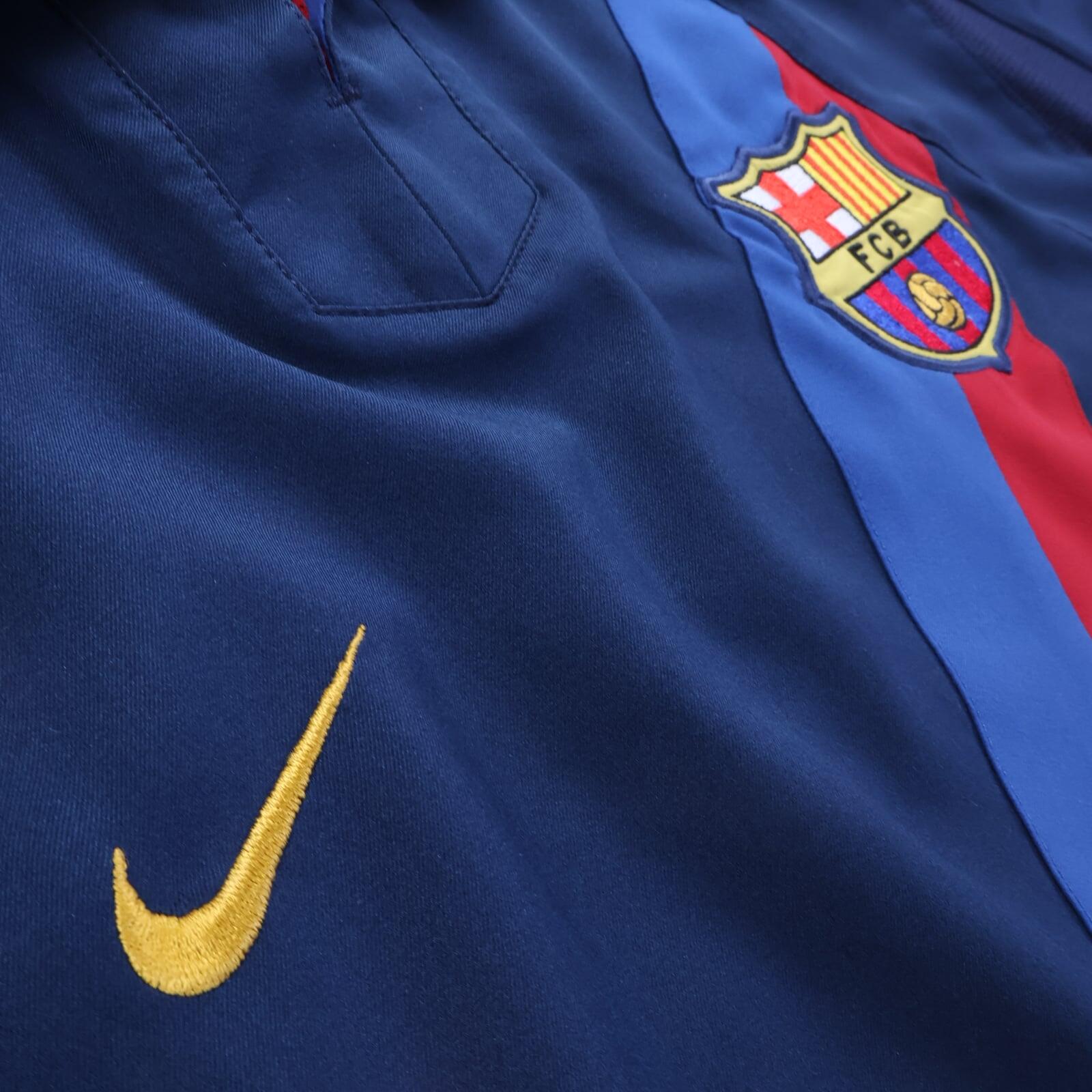 *MINT* Barcelona Ronaldinho #10 2002/03 Away Shirt - Player Issue - M