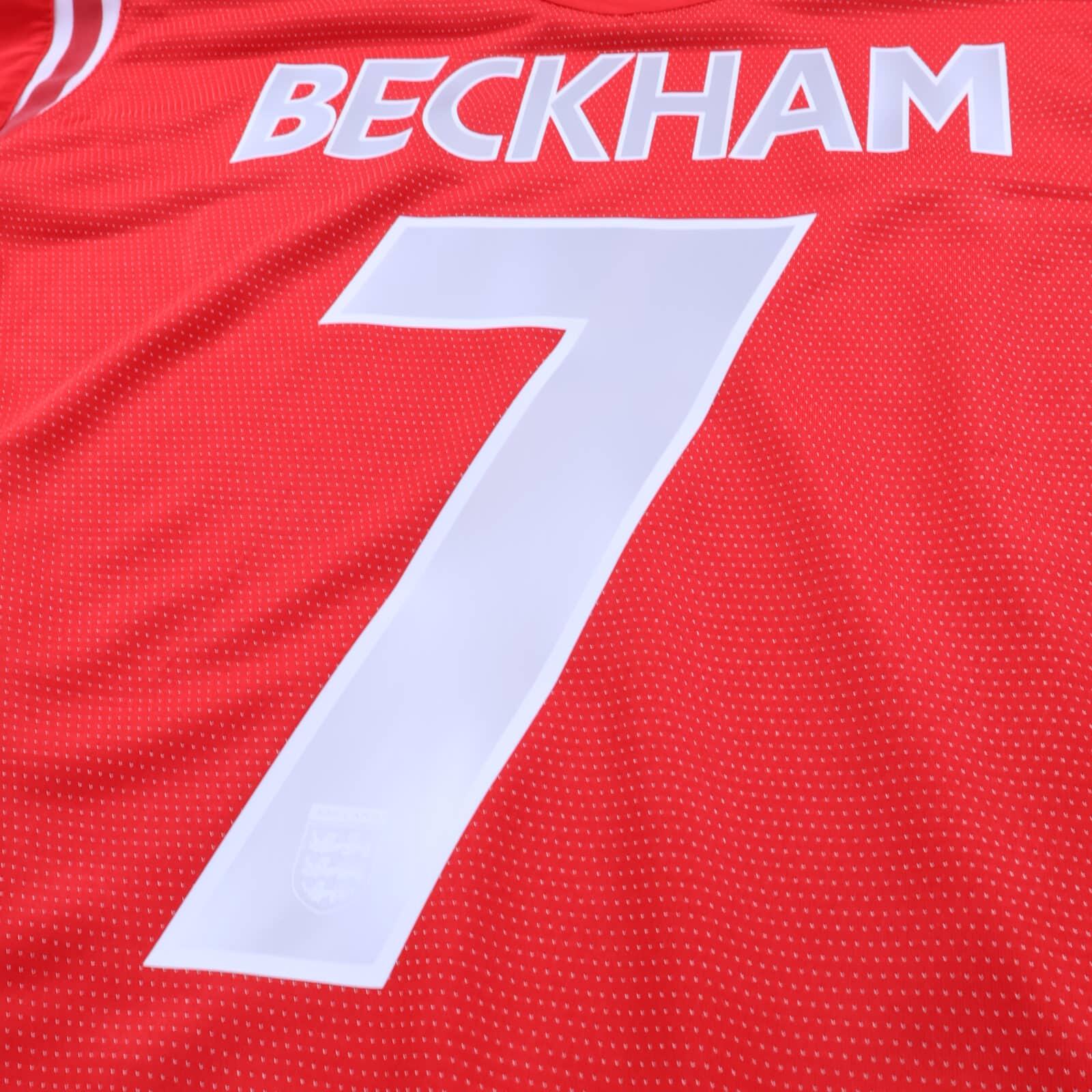 England Beckham #7 2004/06 Away Shirt - L