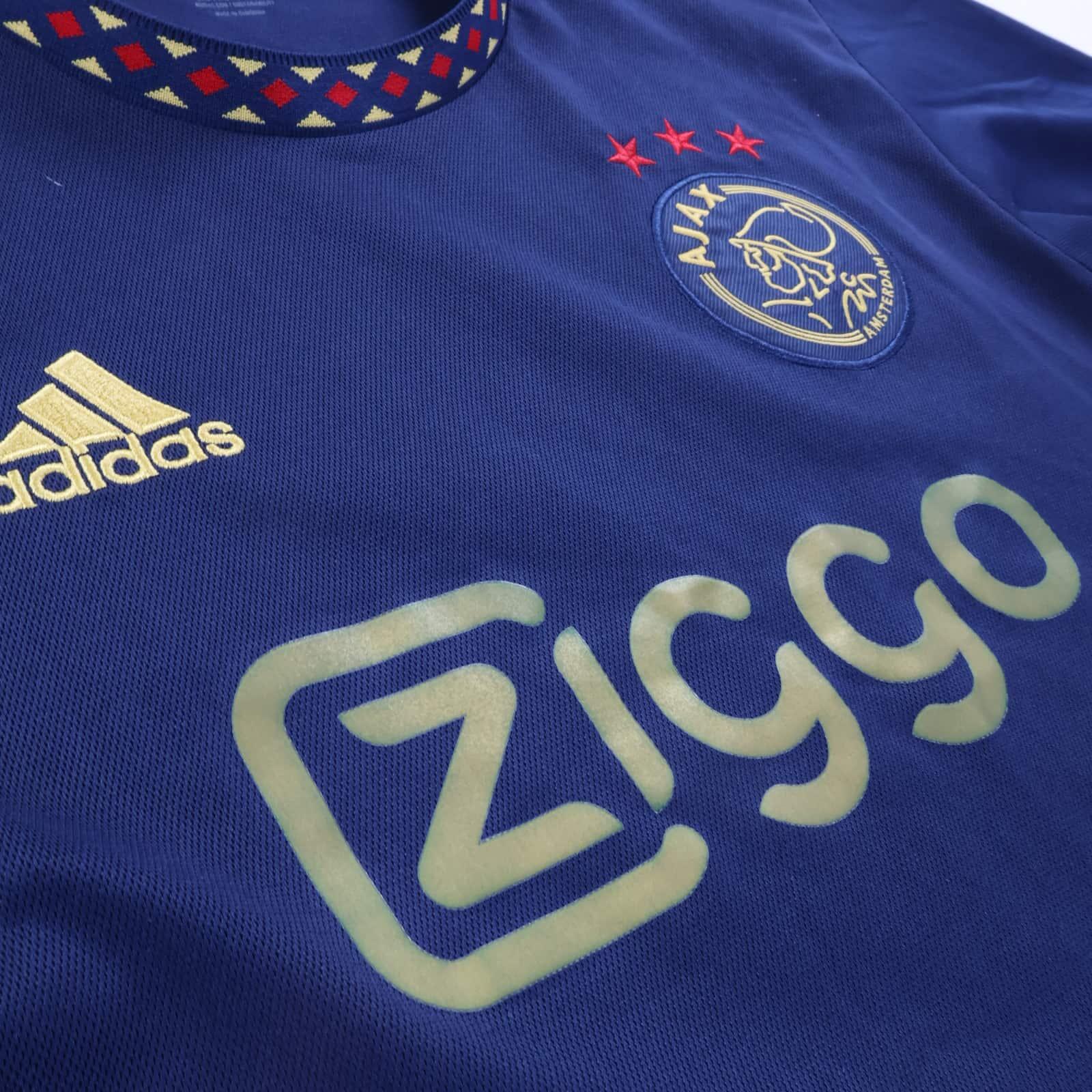Ajax 2022/23 Away Shirt - L