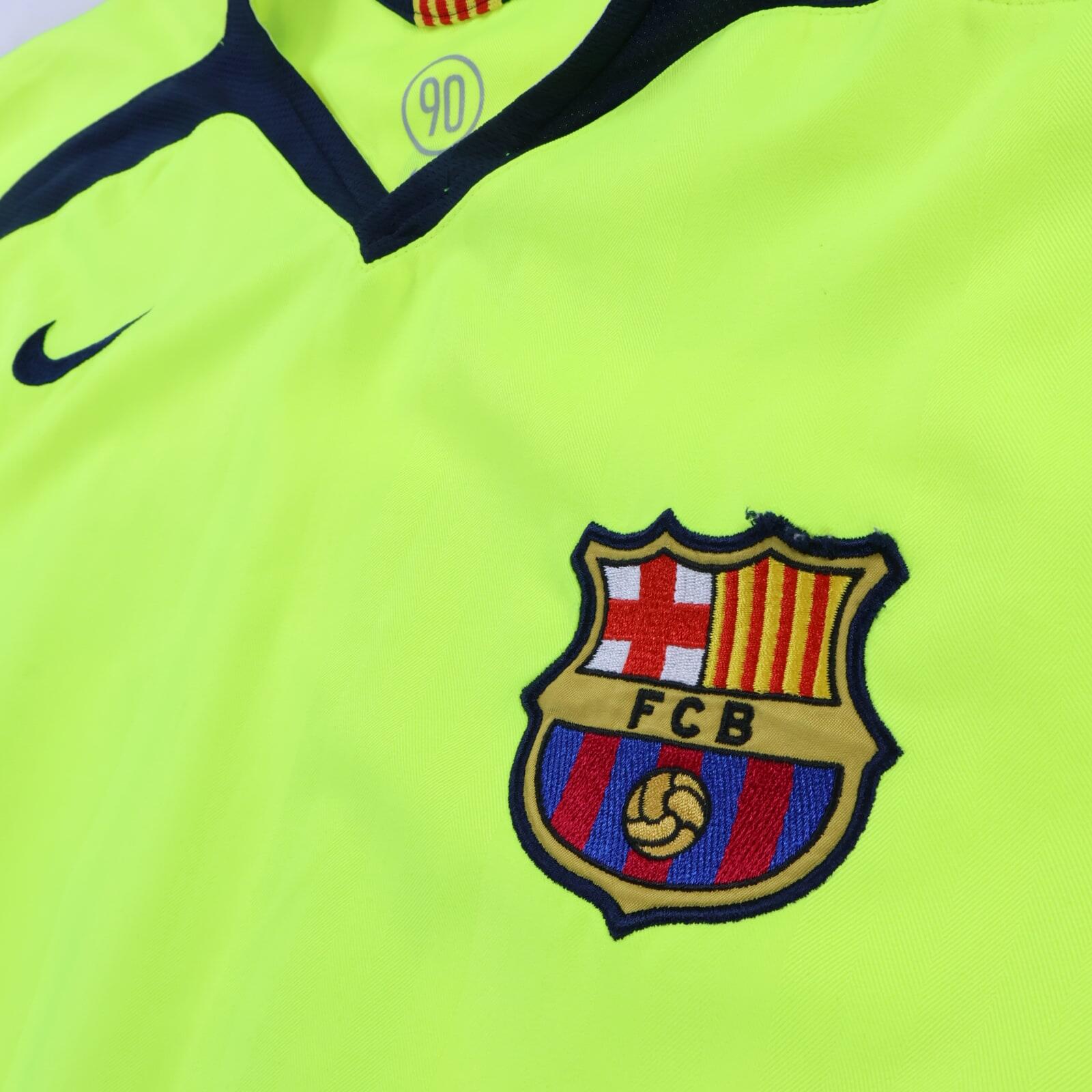 Barcelona Ronaldinho #10 2005/06 Away Shirt - XL