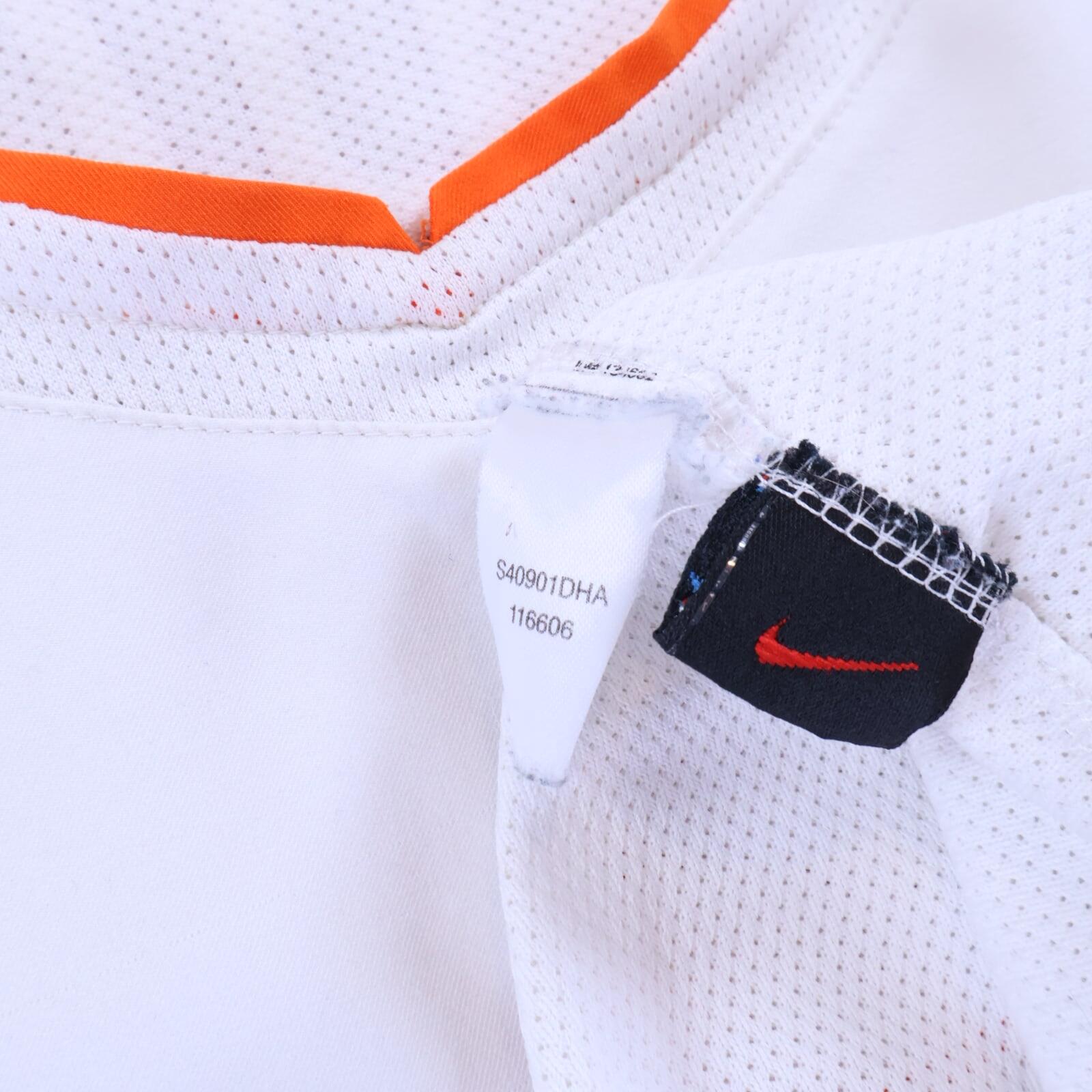 Netherlands Seedorf #20 2004/06 Away Shirt - L