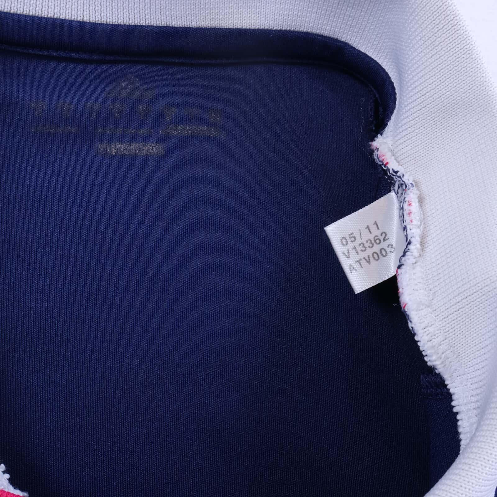 Olympique Lyonnais 2011/12 Away Shirt - M
