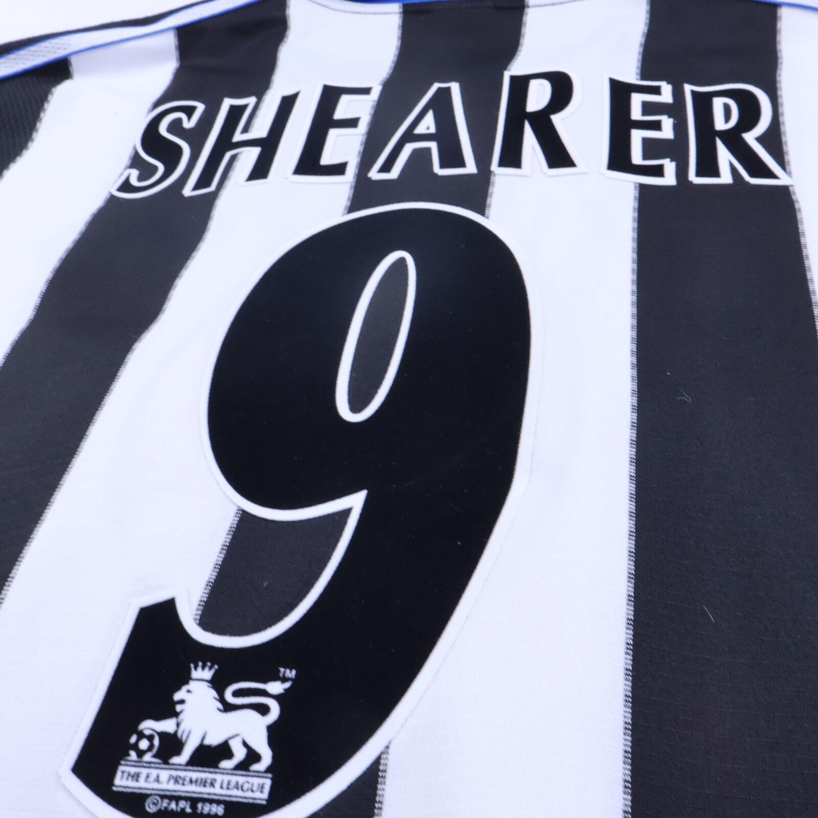 Newcastle United Shearer #9 1999/00 Home Shirt - XL