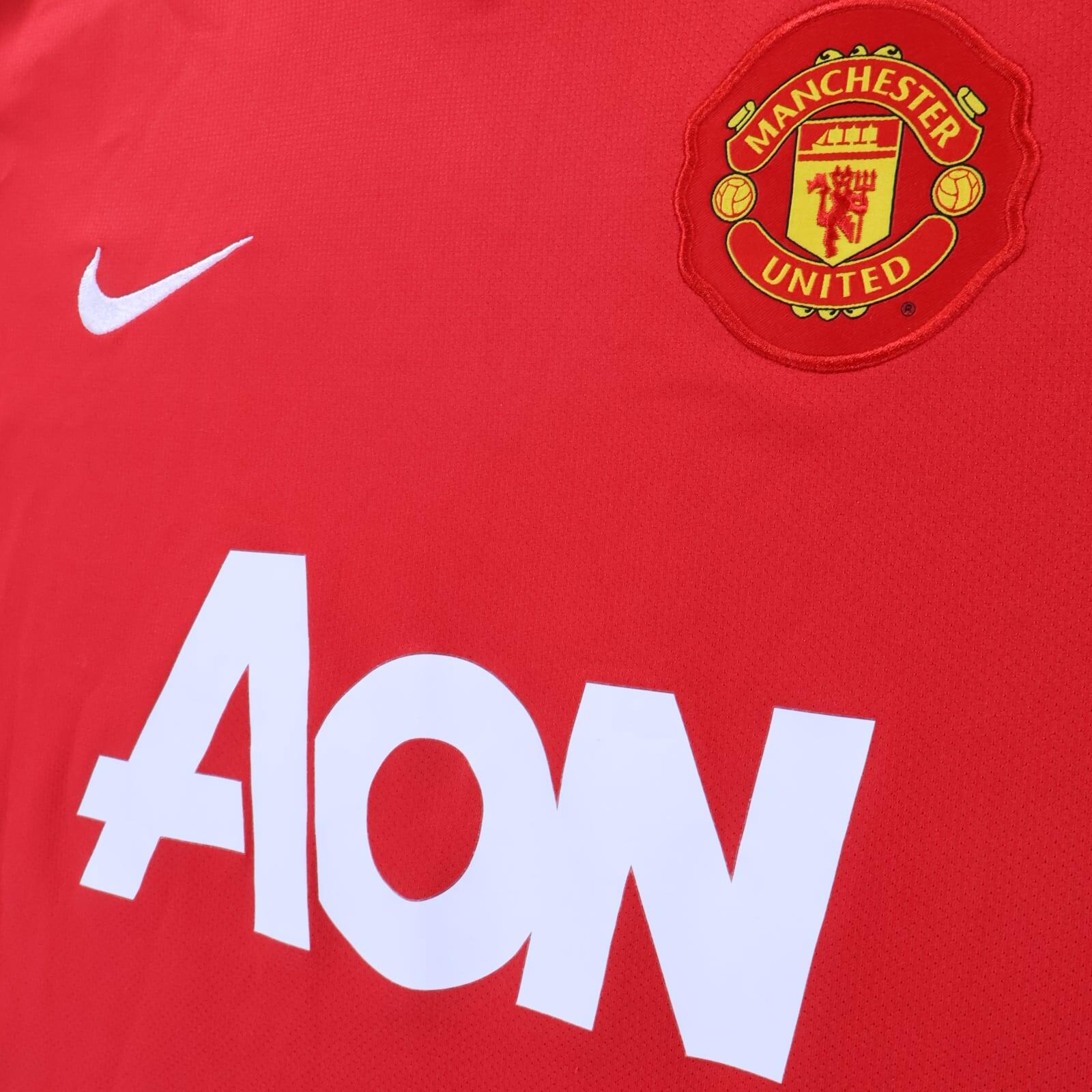 Manchester United Vidic #15 2010/11 Home Shirt - L