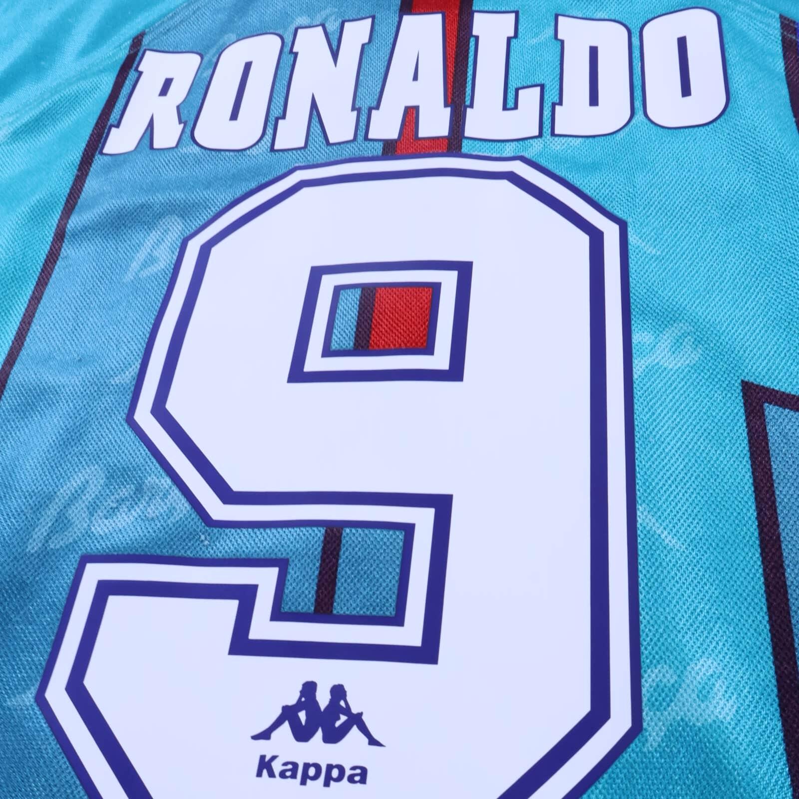 Barcelona Ronaldo #9 1995/97 Away Shirt - L