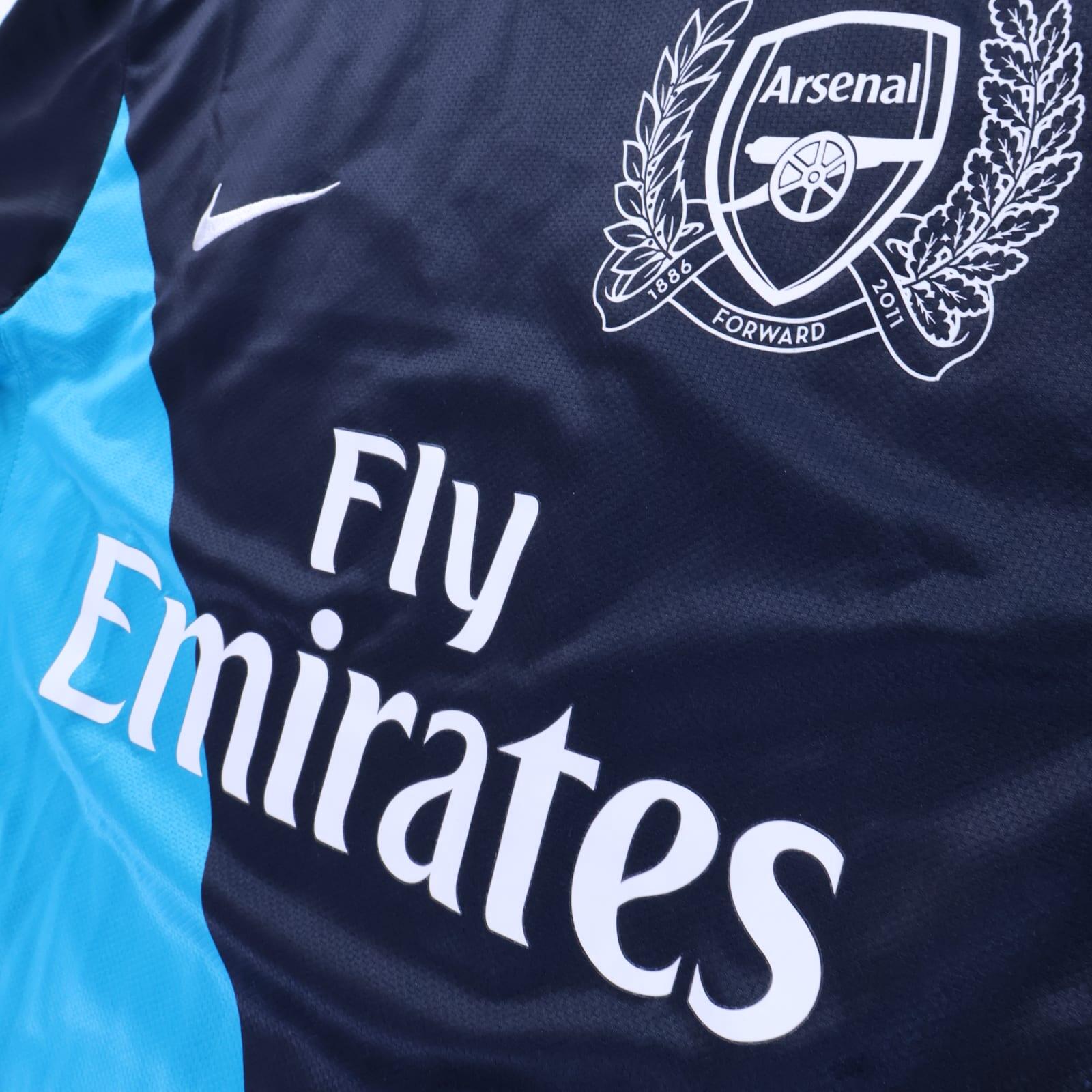 *MINT* Arsenal Henry #12 2011/12 Away Shirt - M