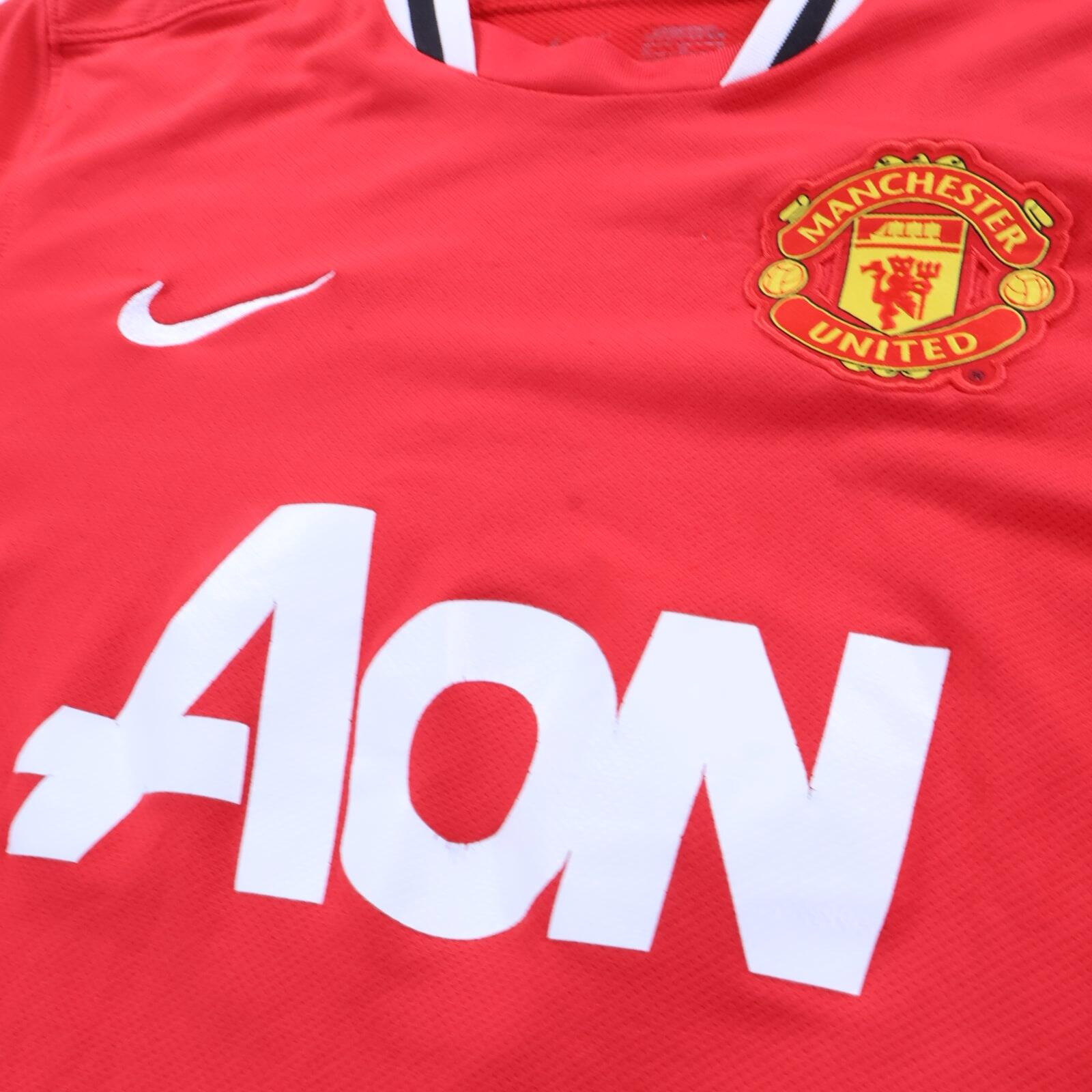Manchester United Chicharito #14 2011/12 Home Shirt - M