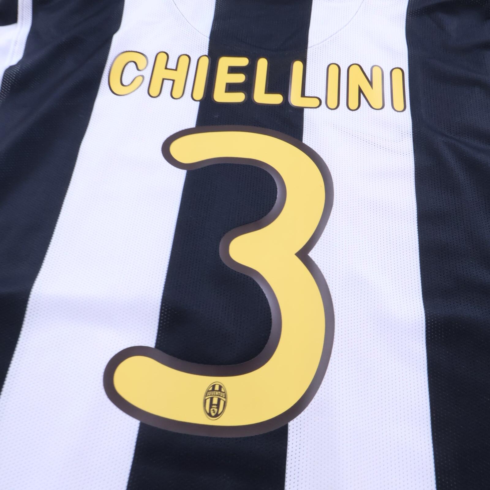 *NWT* Juventus Chiellini #3 2008/09 Home Shirt - XL