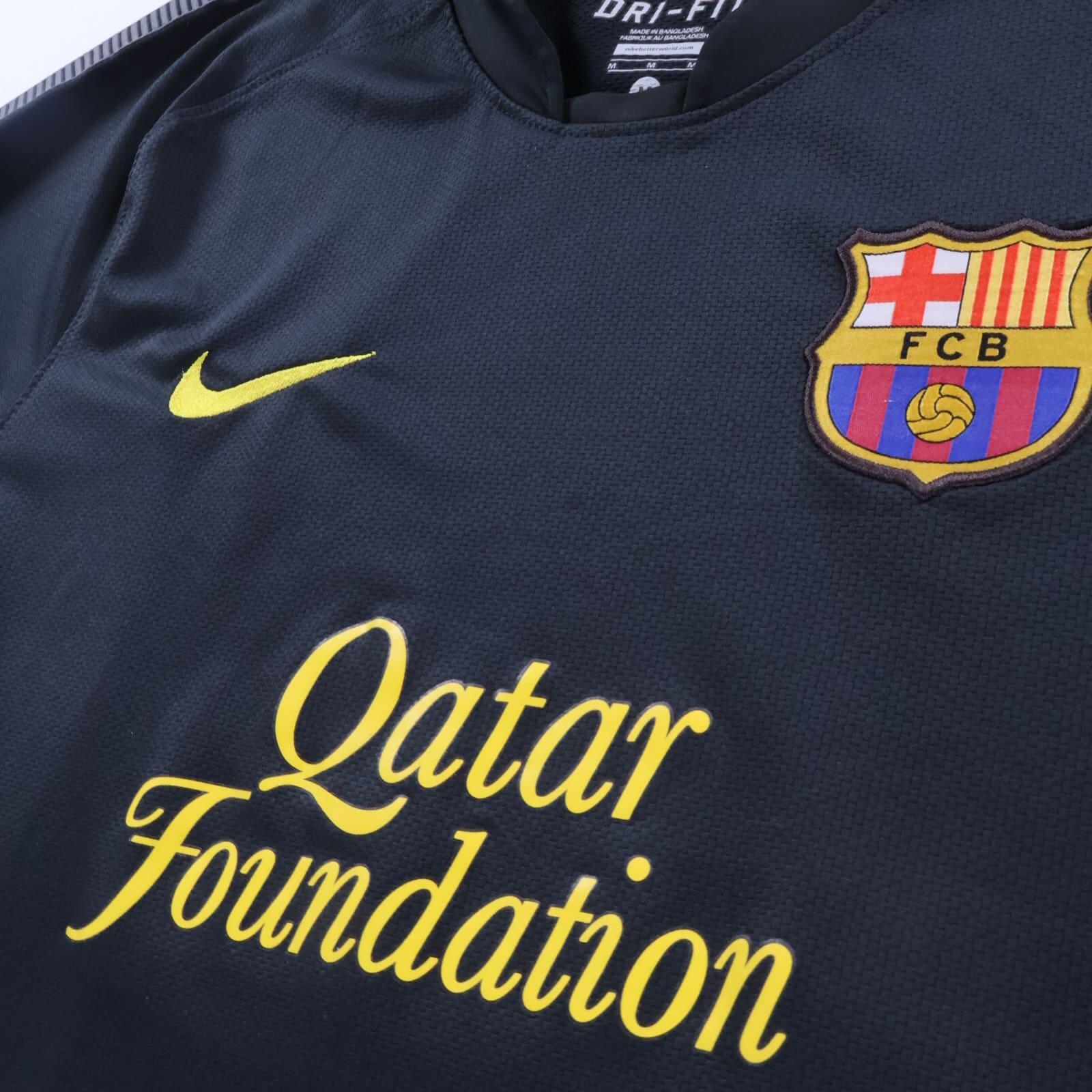 Barcelona Xavi #6 2011/12 Away Shirt - M