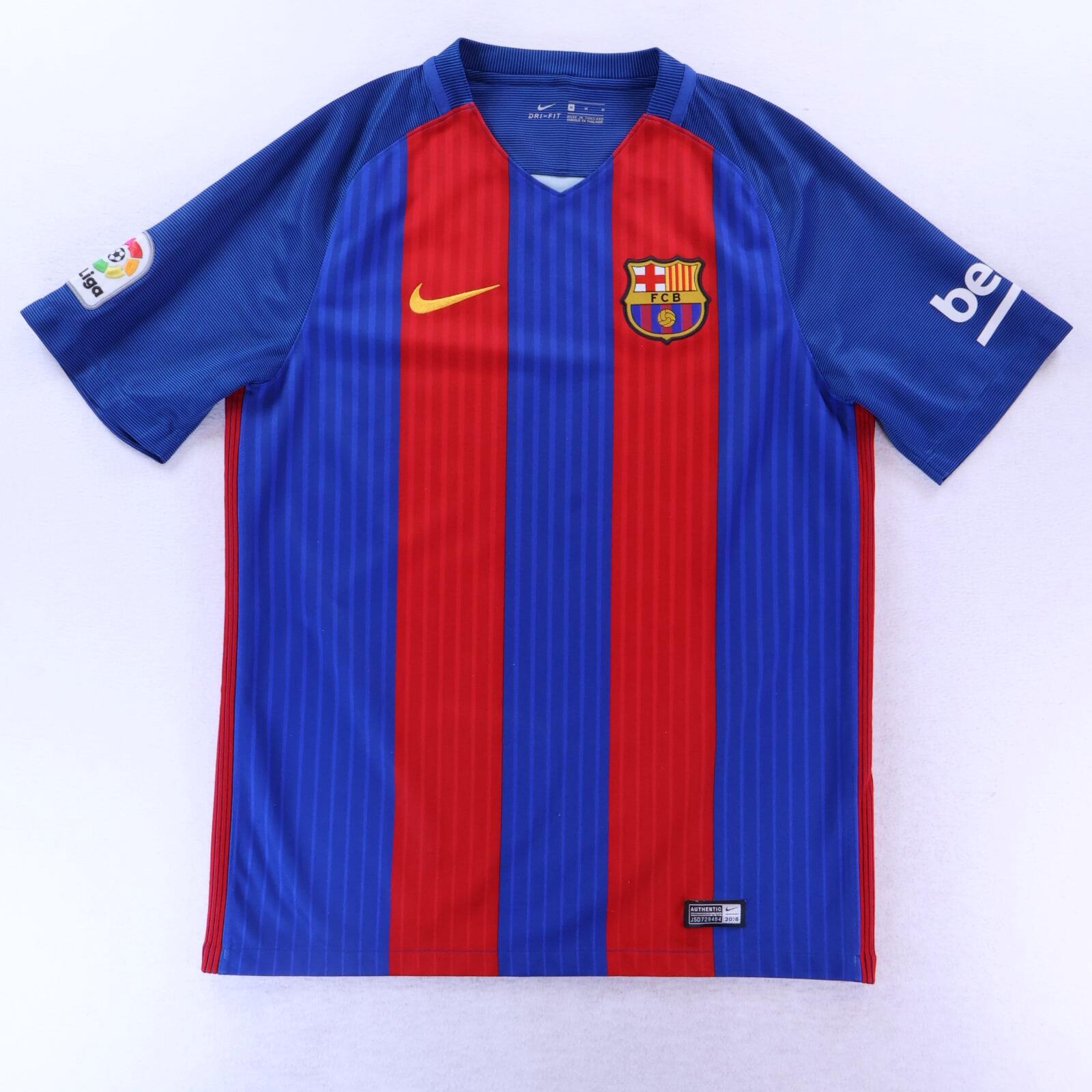 Barcelona Suarez #9 2016/17 Home Shirt - M