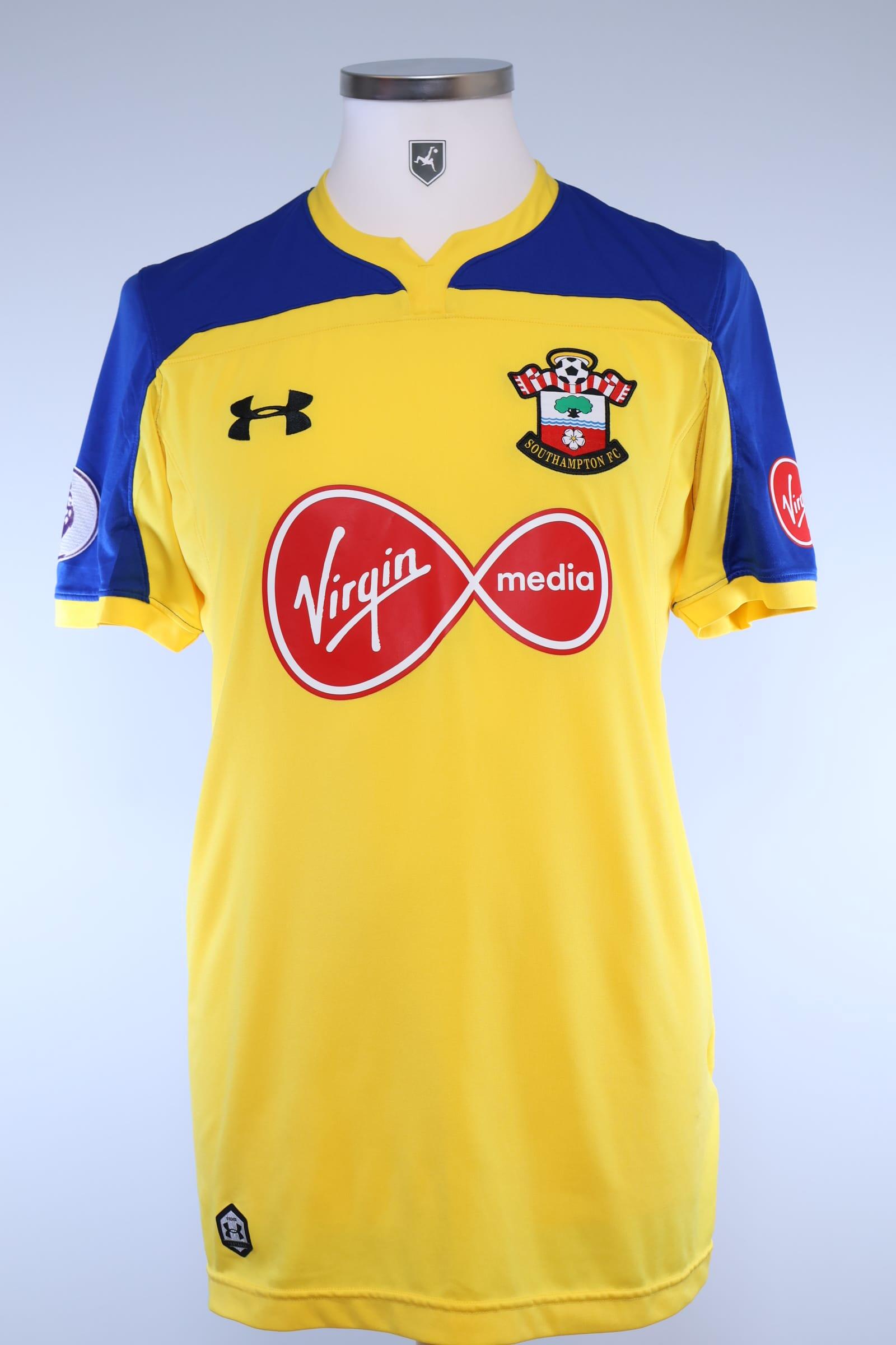 Southampton F.C 2018/19 Redmond #22 Away Shirt - M Authenic Original Football Shirt