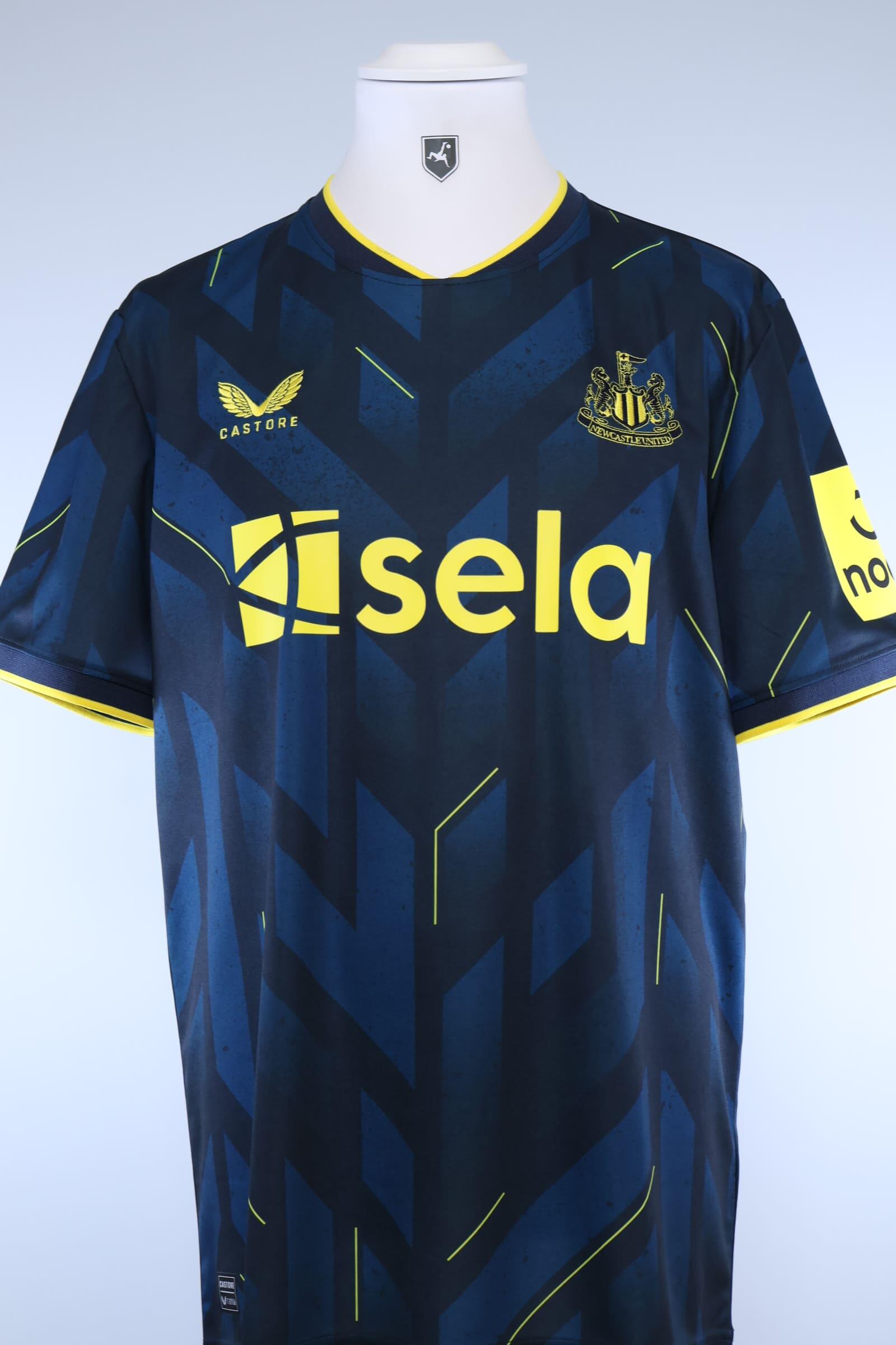 Newcastle United 2023/24 Botman #4 Third Shirt - XL Authenic Original Football Shirt