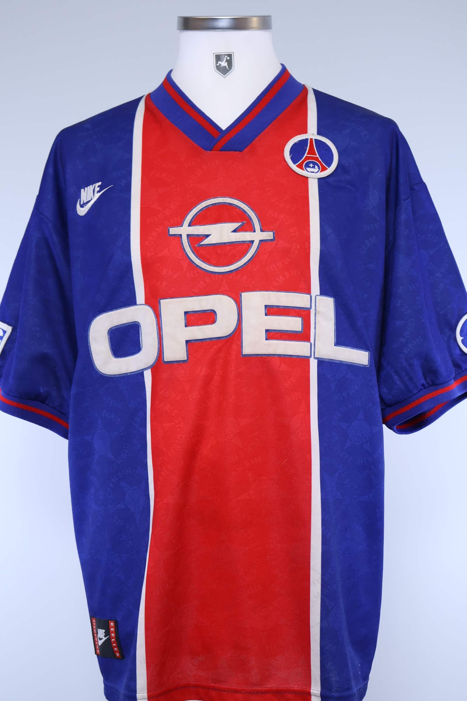 Paris Saint-Germain F.C 1995/96 Home Shirt - LAuthentic Original Football Shirt
