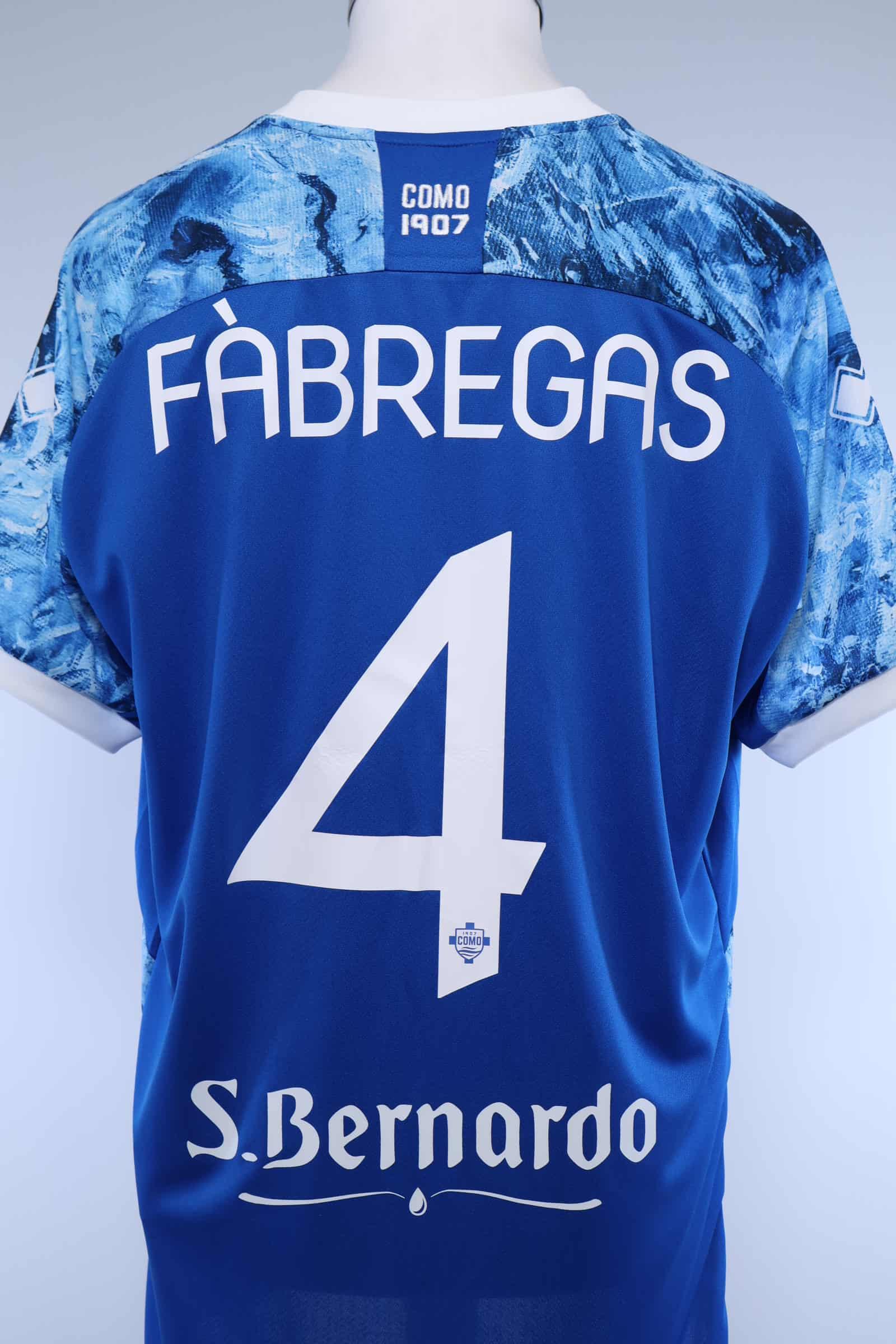 Como 2022/23 Fàbregas #4 Home Shirt - XLAuthentic Original Football Shirt