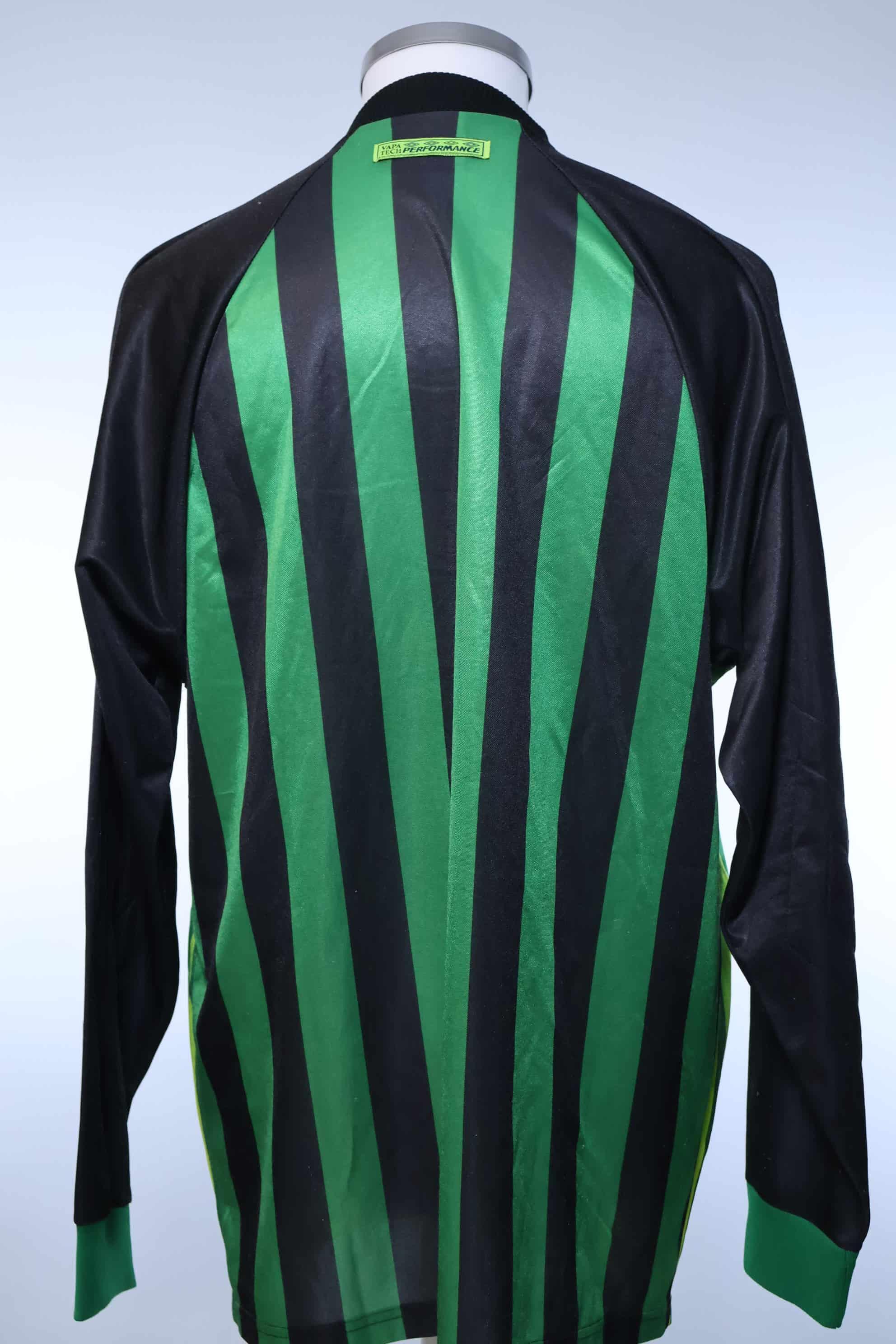 Manchester United 1997/98 Goalkeeper Shirt - L- BACK