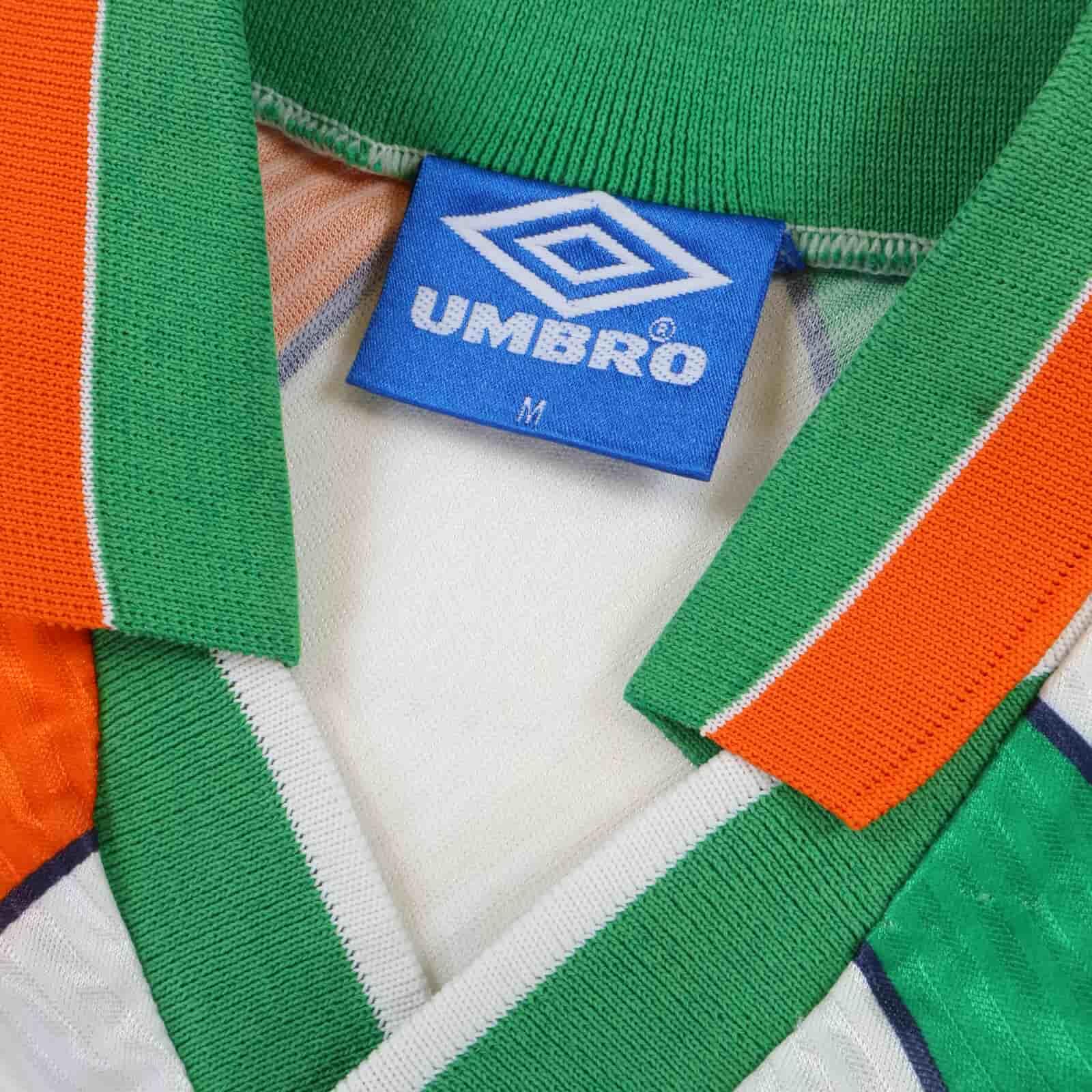 Republic Of Ireland 1994/96 Away Shirt - M