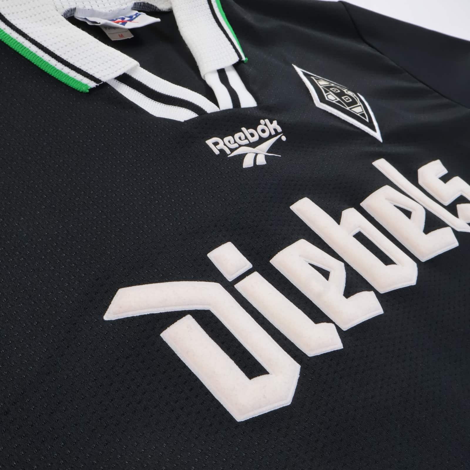 Borussia Monchengladbach Effenberg #10 1996/97 Away Shirt - M